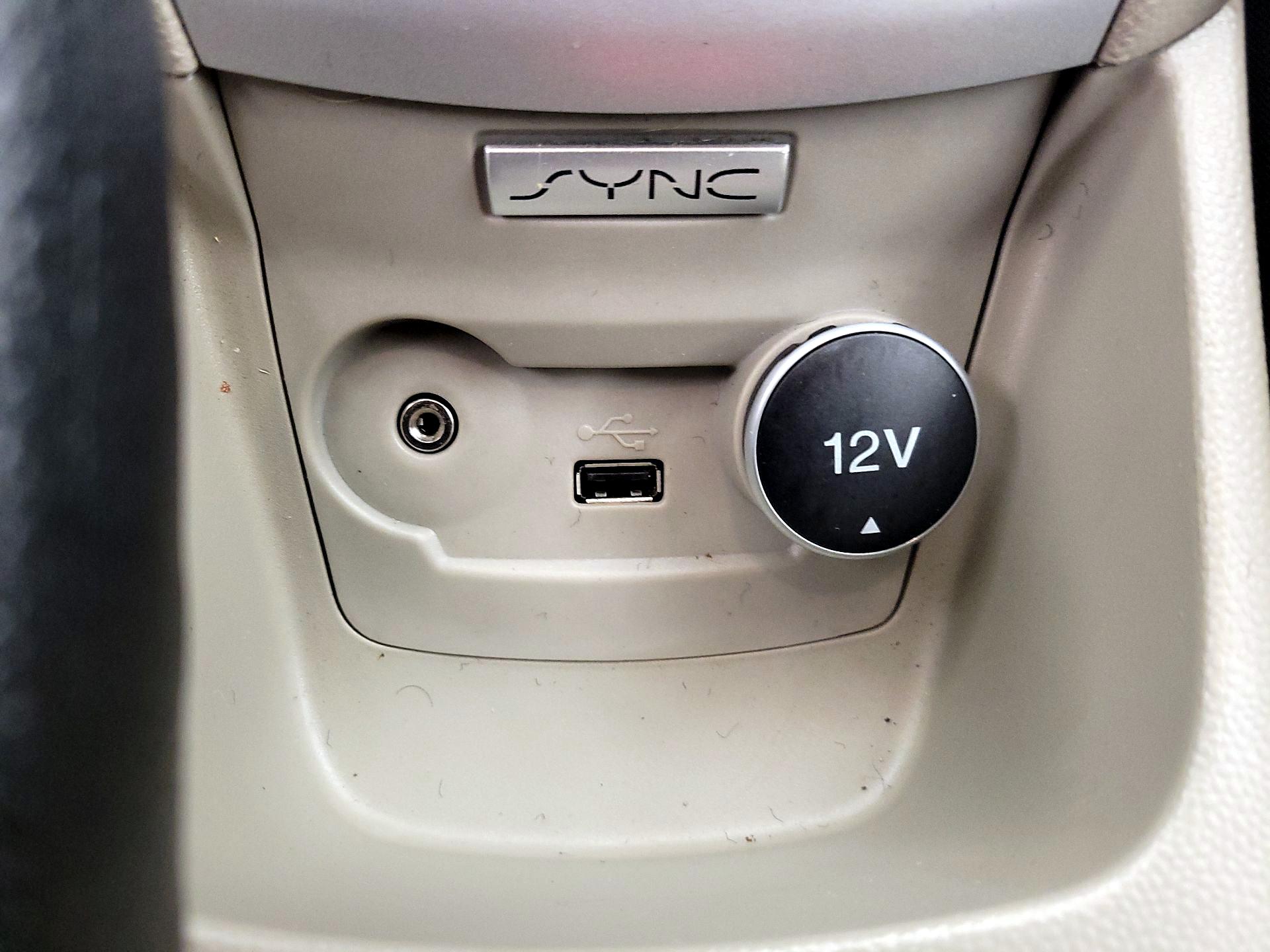 Thumbnail: 2016 Ford Fiesta - 17