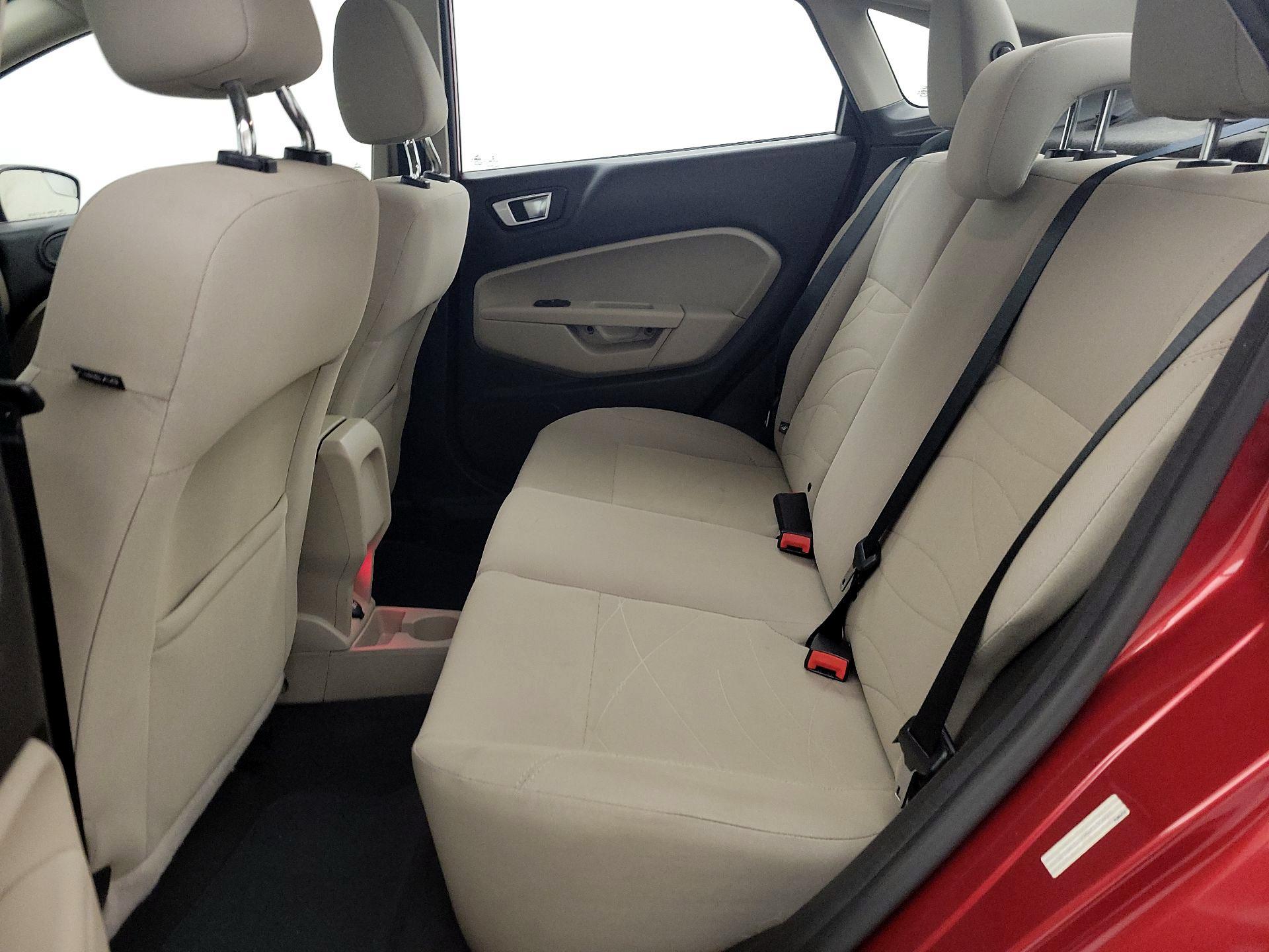 Thumbnail: 2016 Ford Fiesta - 18