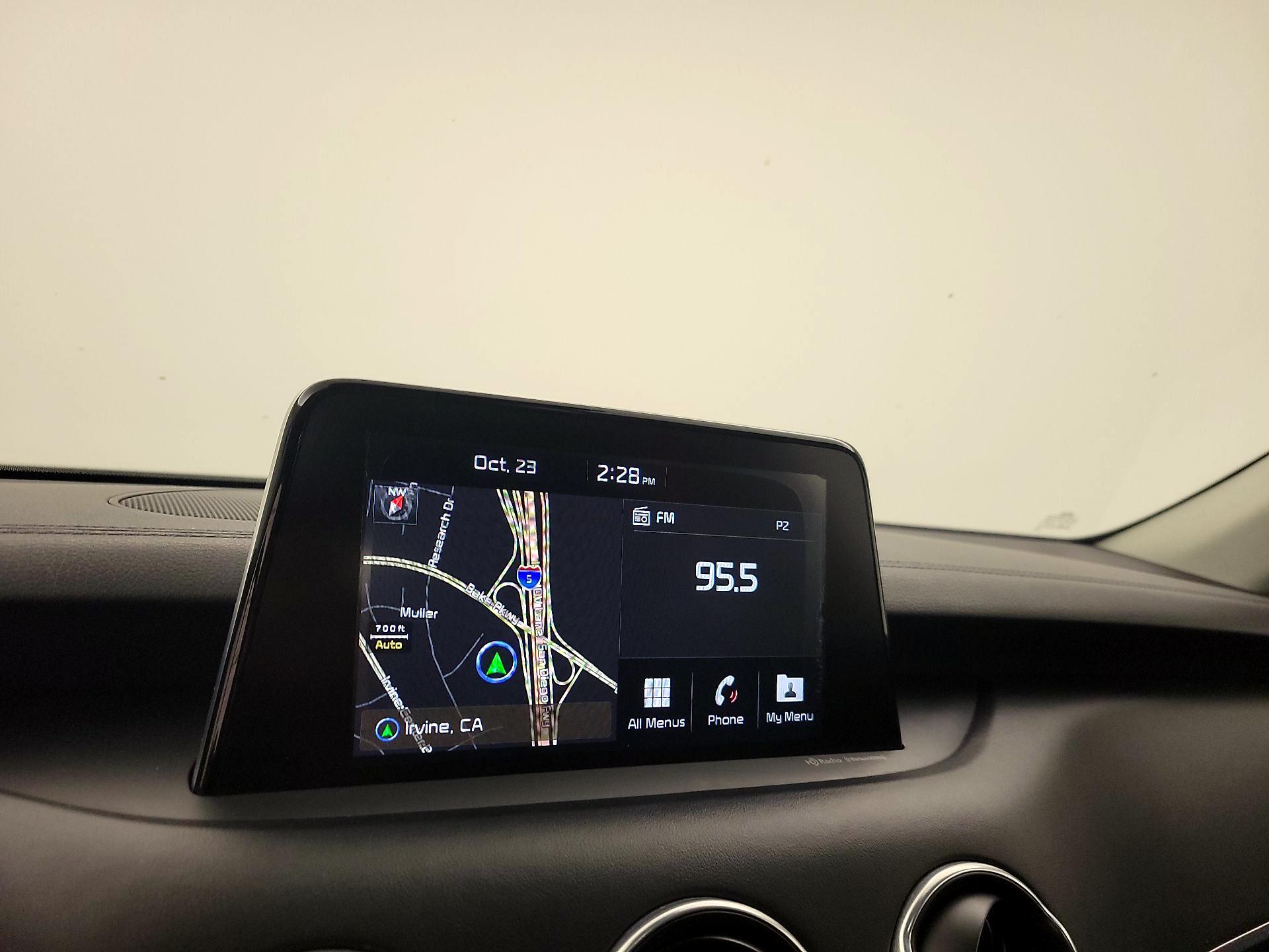 Thumbnail: 2018 Kia Stinger - 16