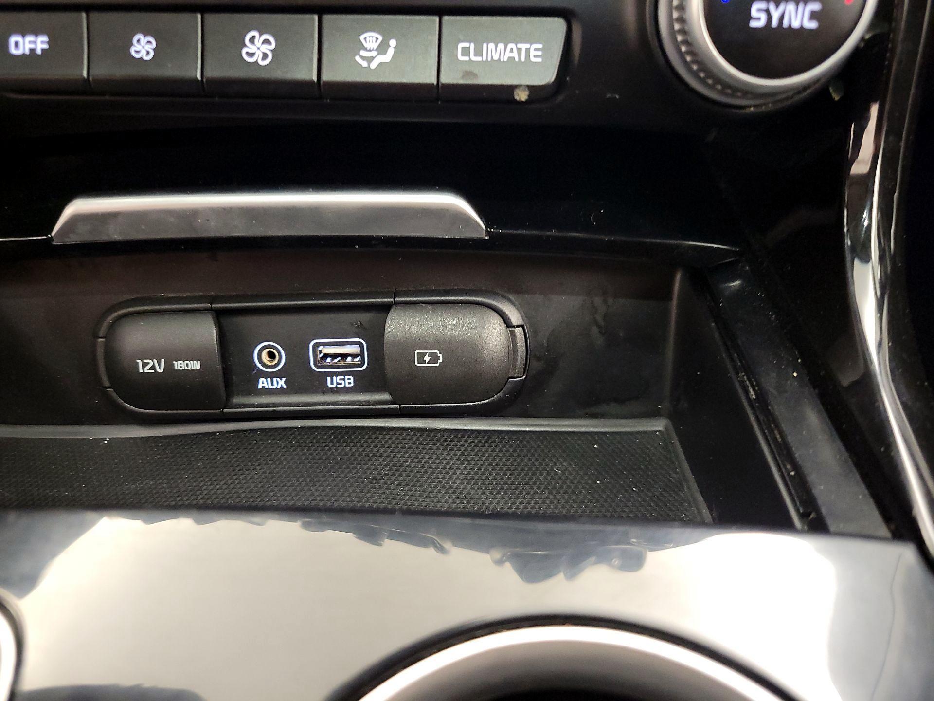 Thumbnail: 2018 Kia Stinger - 19