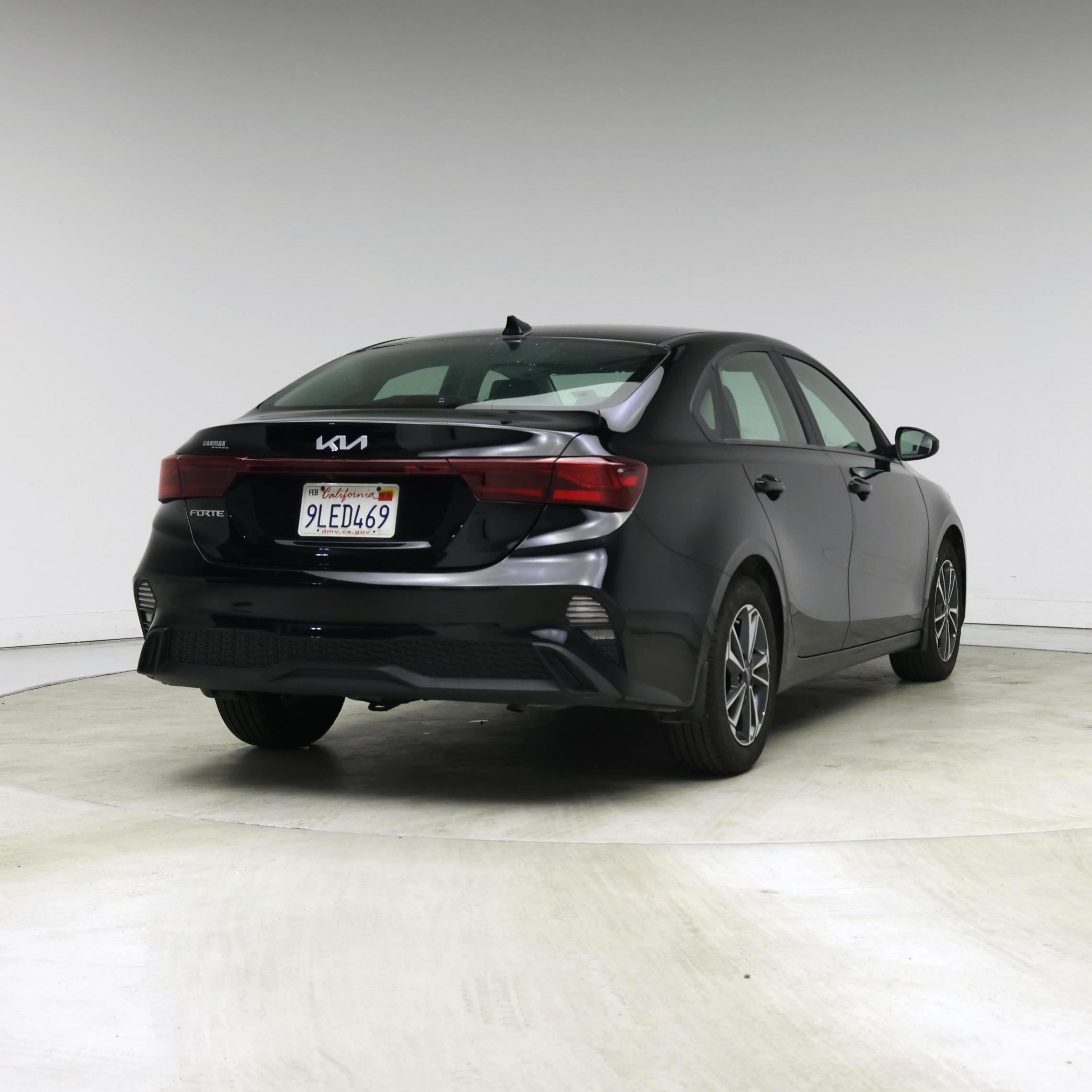 Thumbnail: 2024 Kia Forte - 8