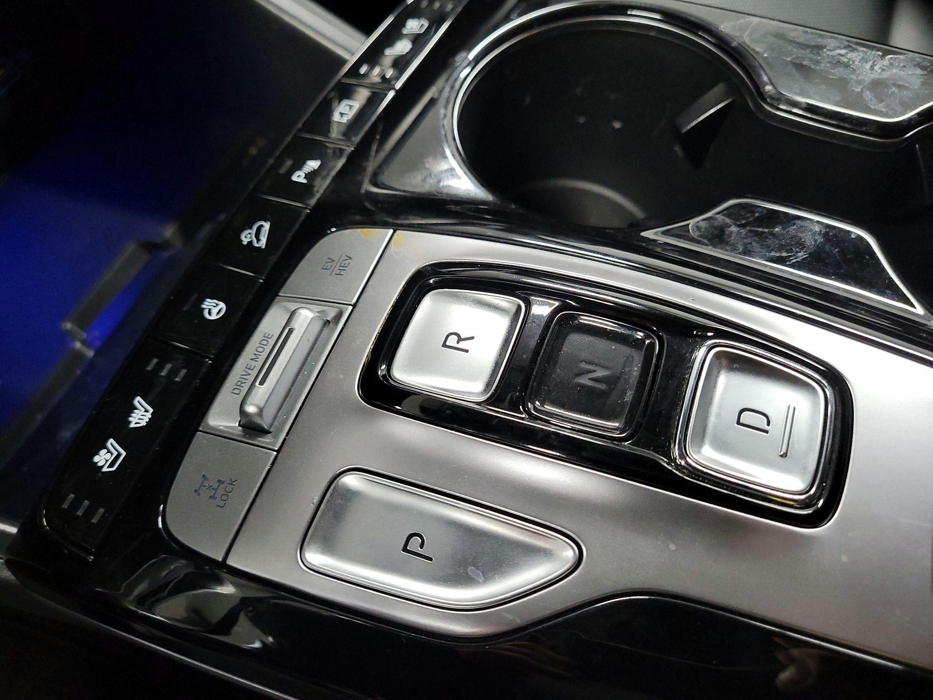 Thumbnail: 2024 Hyundai Tucson - 18