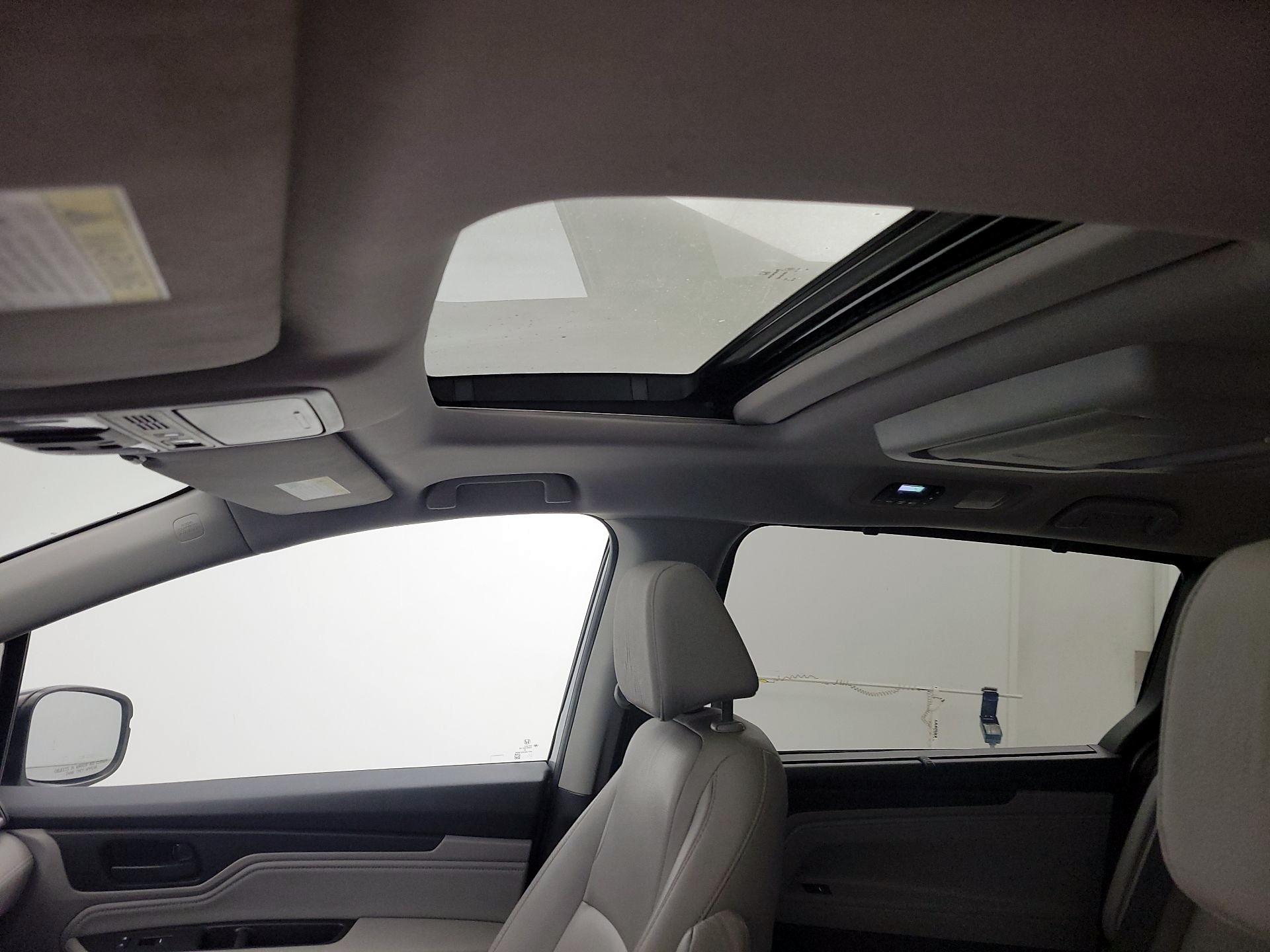 Thumbnail: 2020 Honda Odyssey - 19