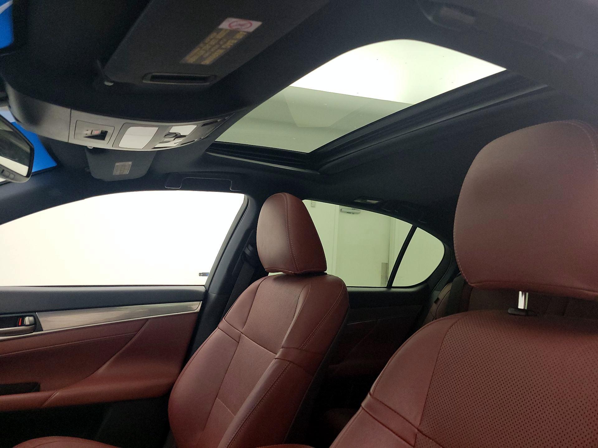 Thumbnail: 2015 Lexus GS - 19