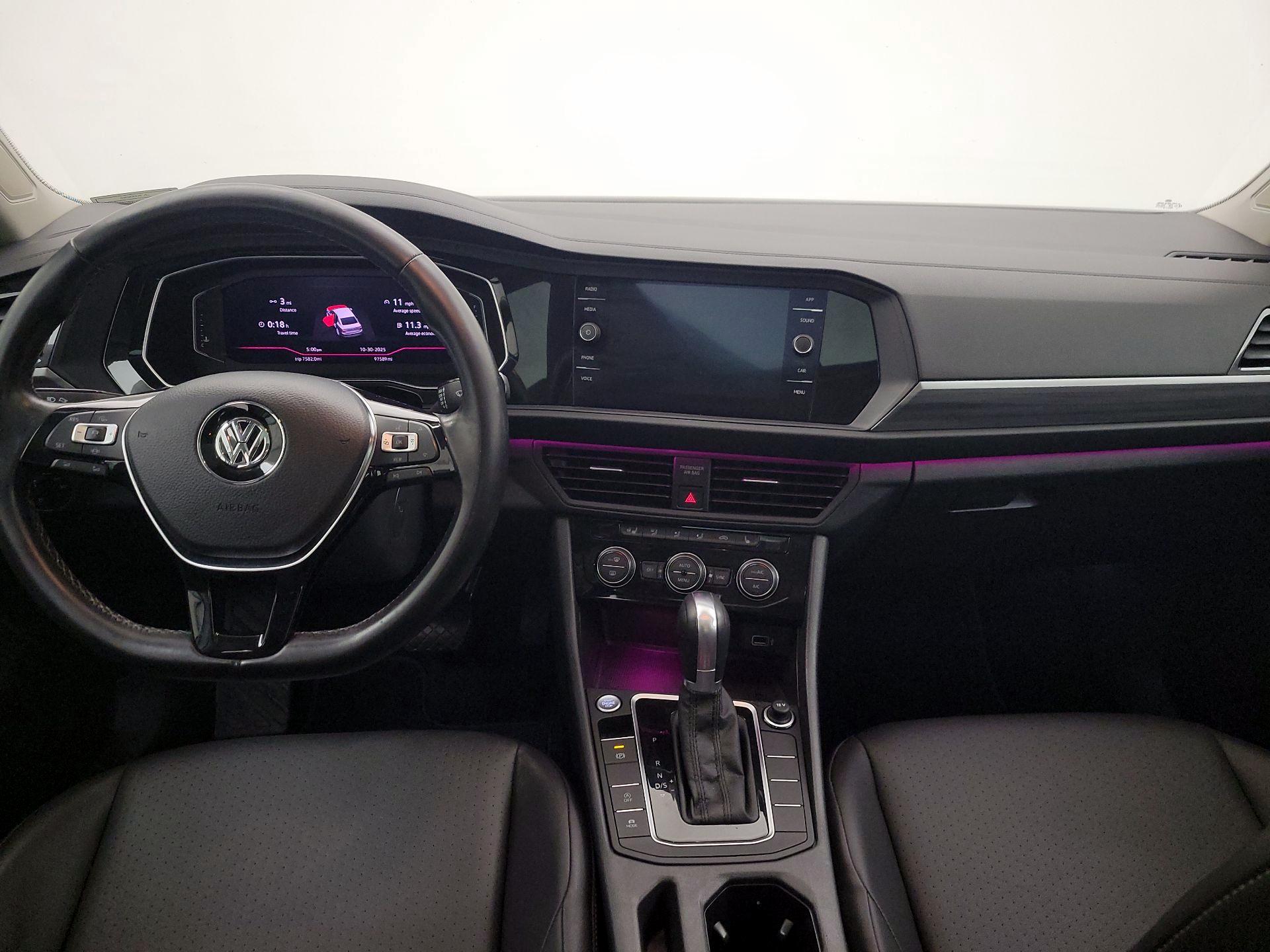 Thumbnail: 2019 Volkswagen Jetta - 9