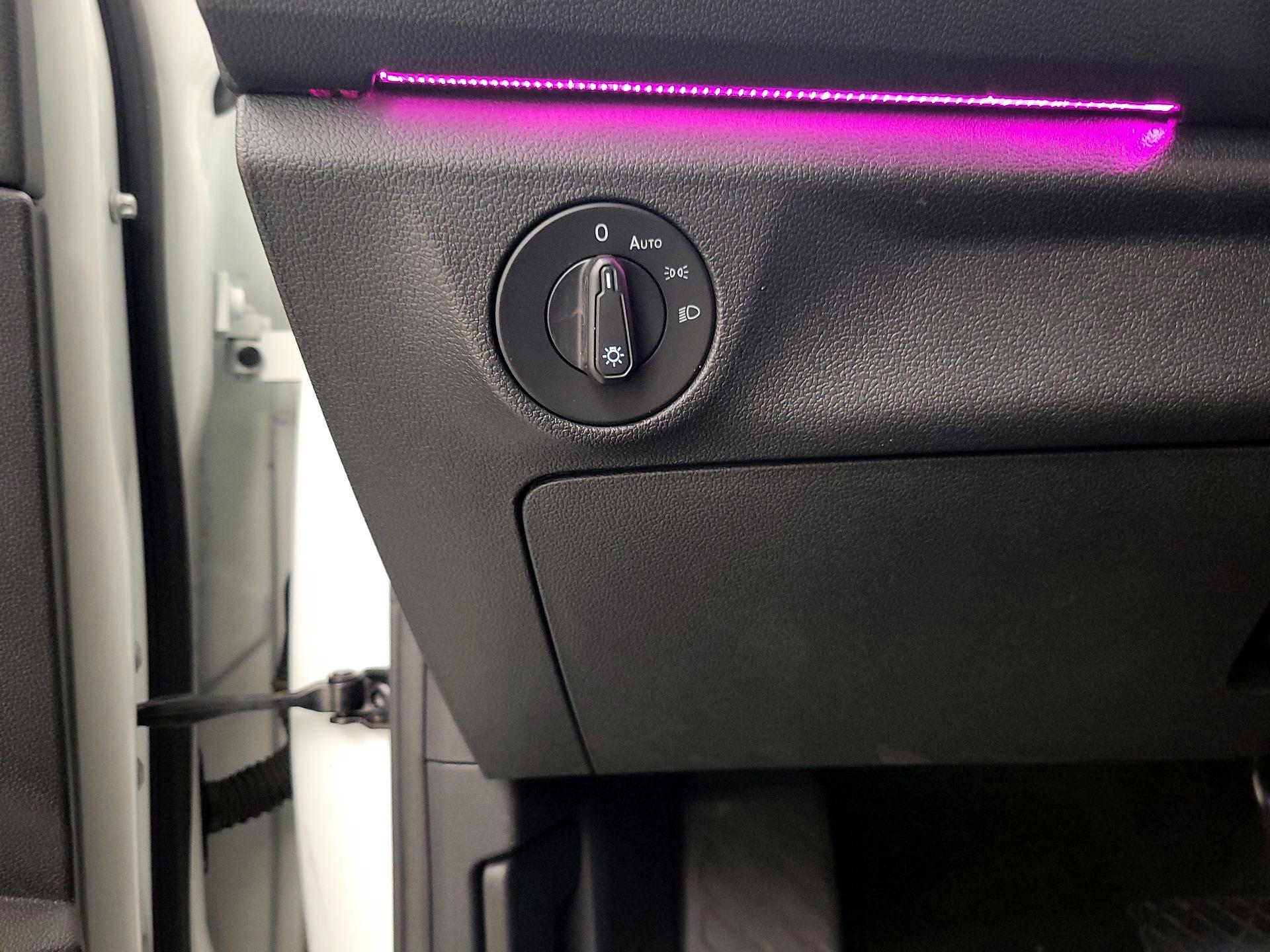 Thumbnail: 2019 Volkswagen Jetta - 13