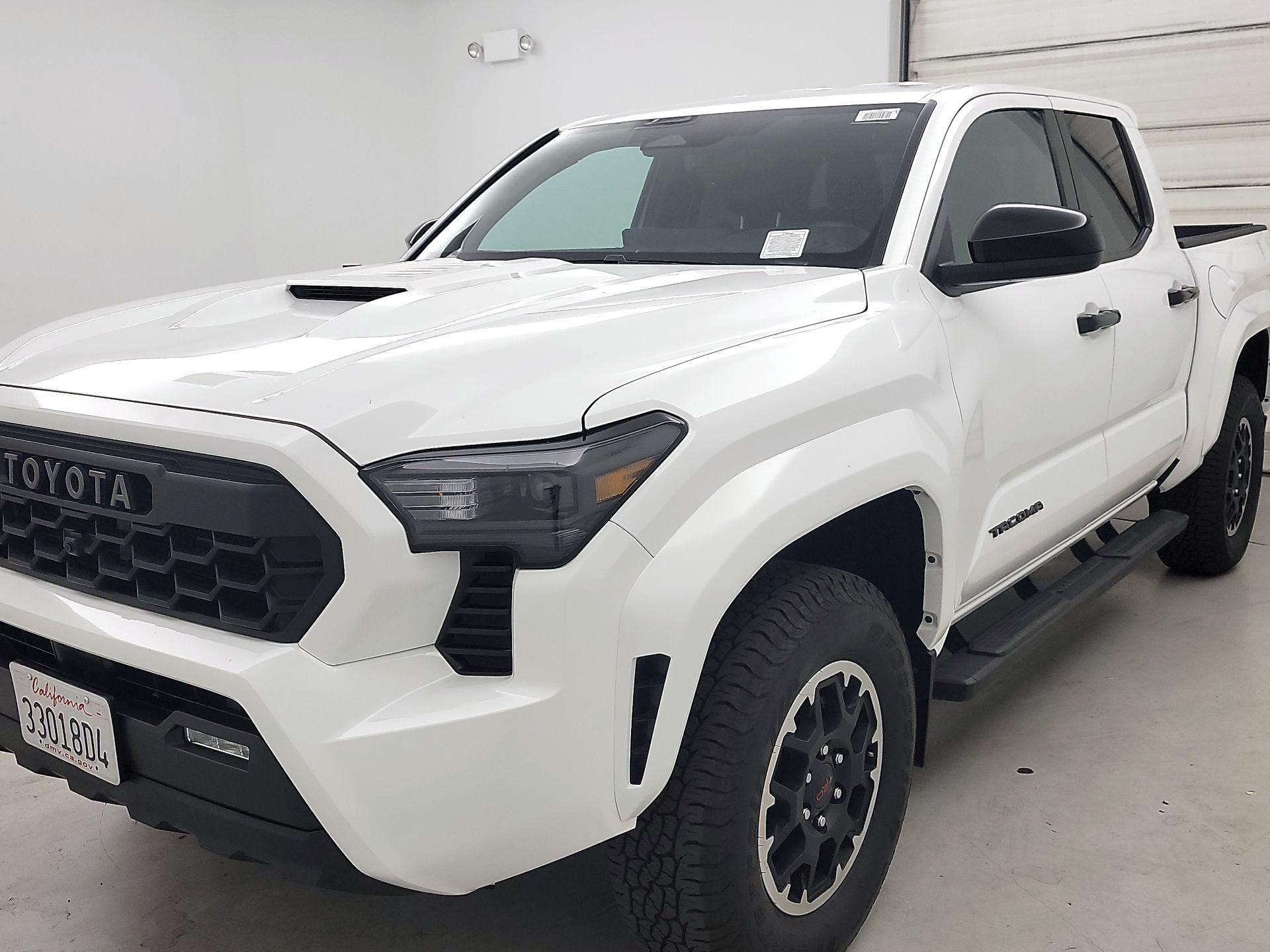 Thumbnail: 2024 Toyota Tacoma - 3