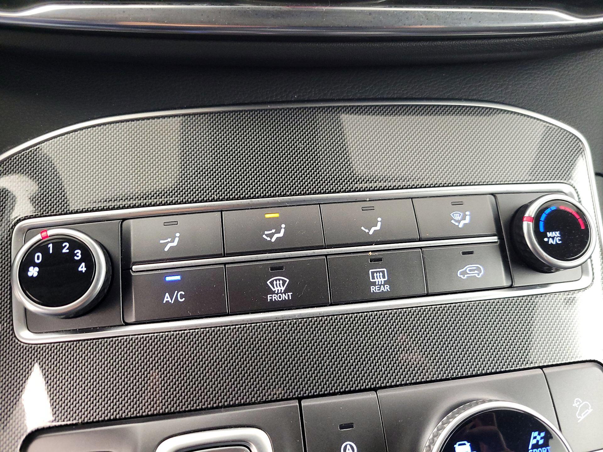 Thumbnail: 2022 Hyundai Santa Fe - 14