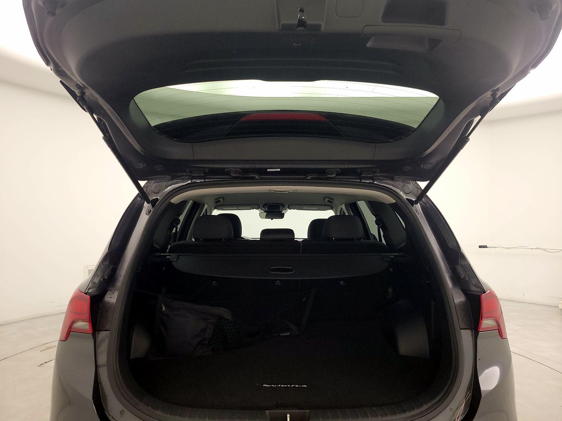 Thumbnail: 2022 Hyundai Santa Fe - 18