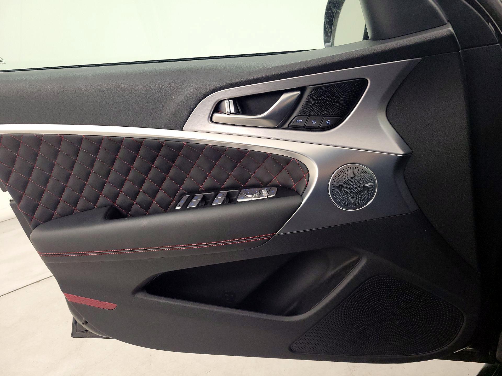 Thumbnail: 2019 Genesis G70 - 12