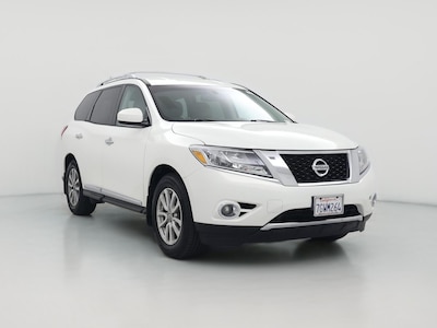 White 2014 Nissan Pathfinder SL