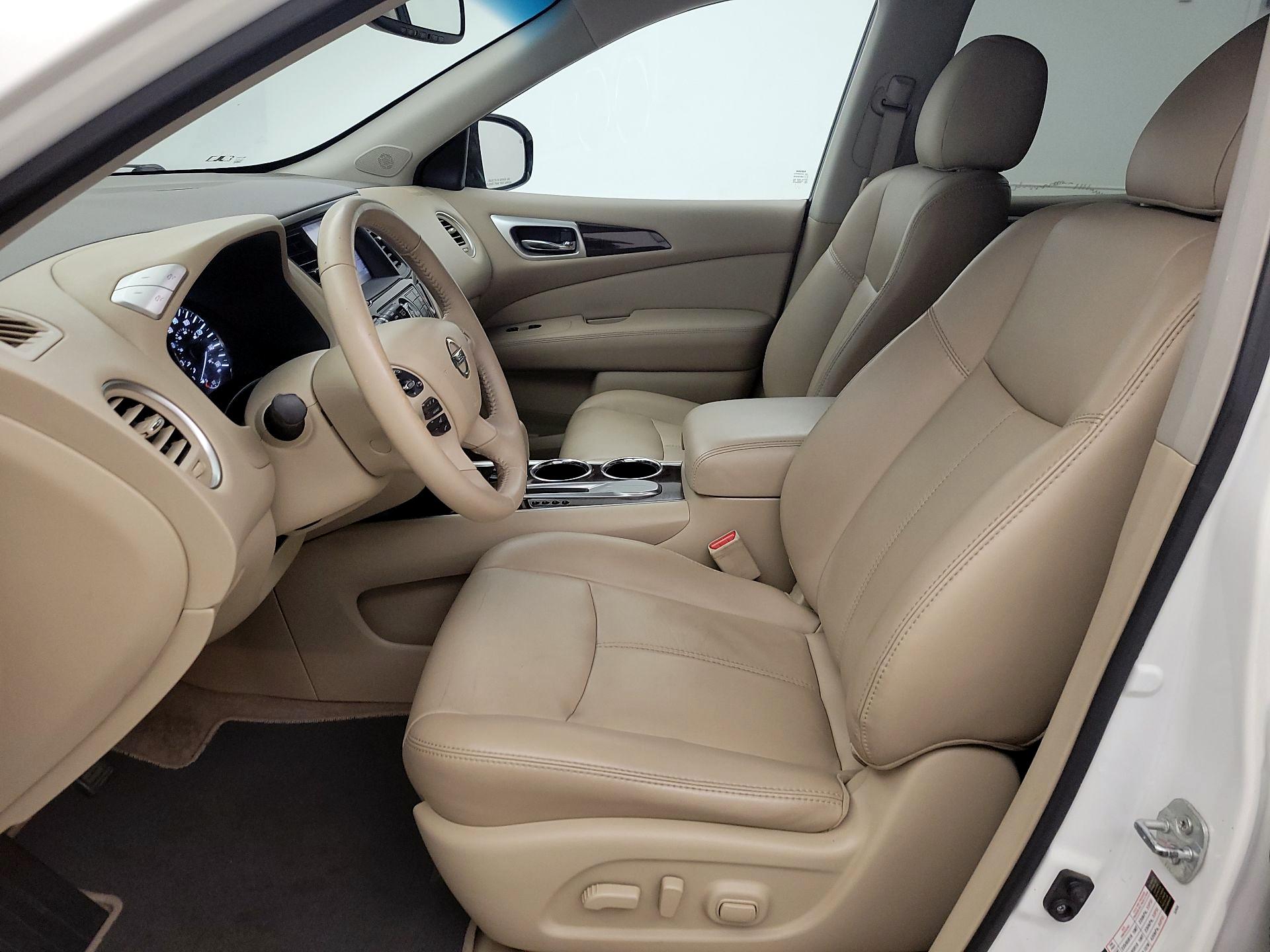 Thumbnail: 2014 Nissan Pathfinder - 11