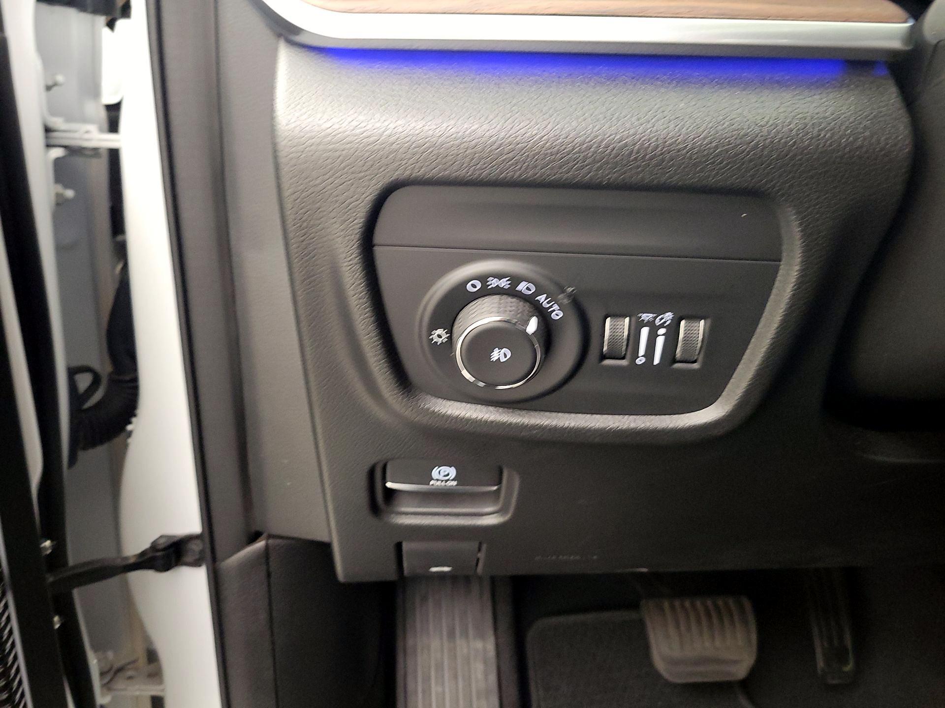 Thumbnail: 2023 Jeep Grand Cherokee - 13