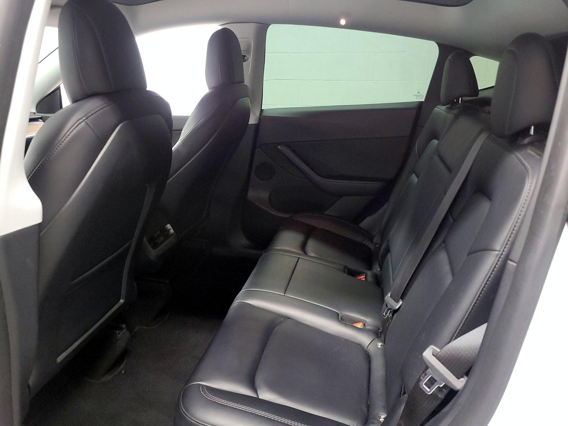 Thumbnail: 2022 Tesla Model Y - 18