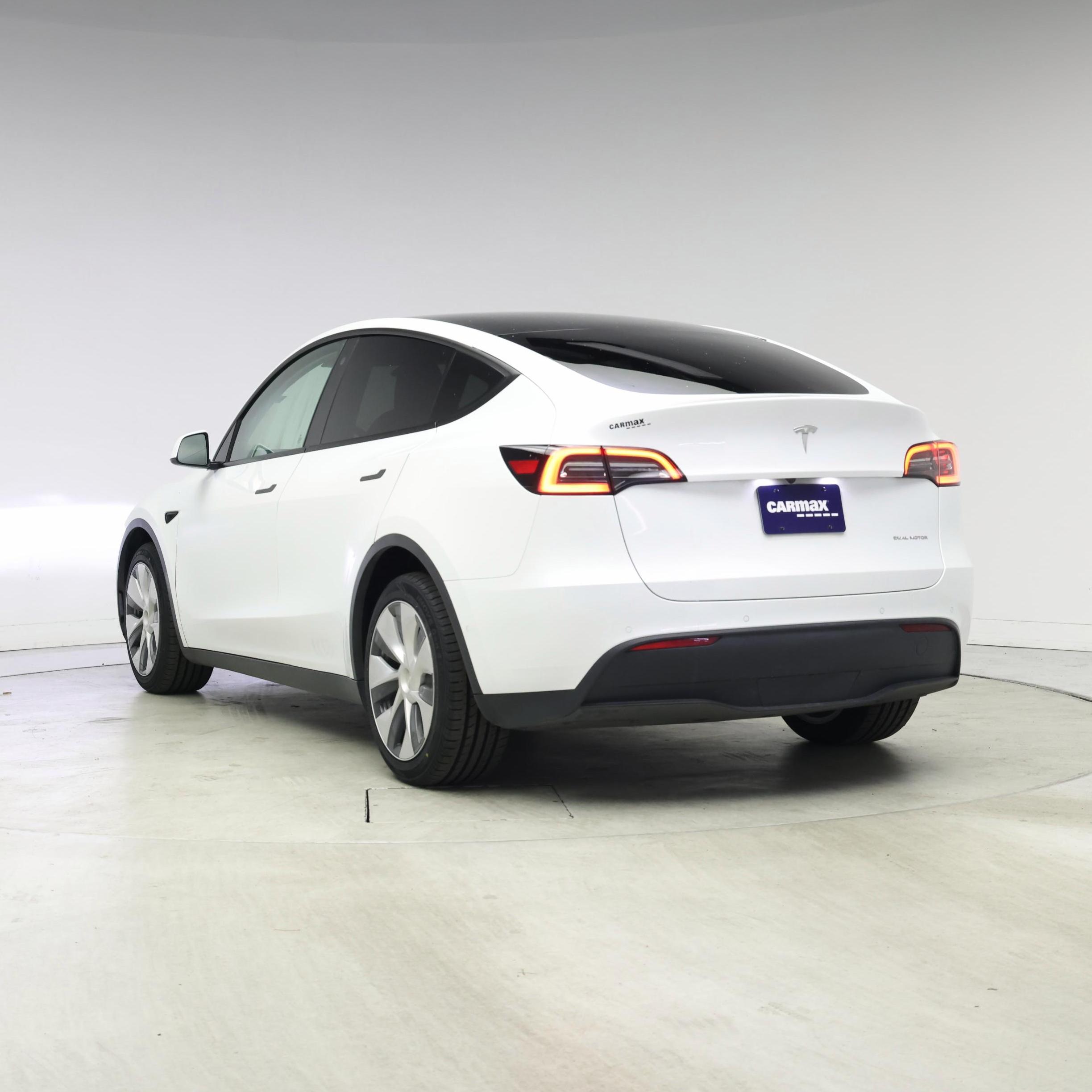 Thumbnail: 2022 Tesla Model Y - 2