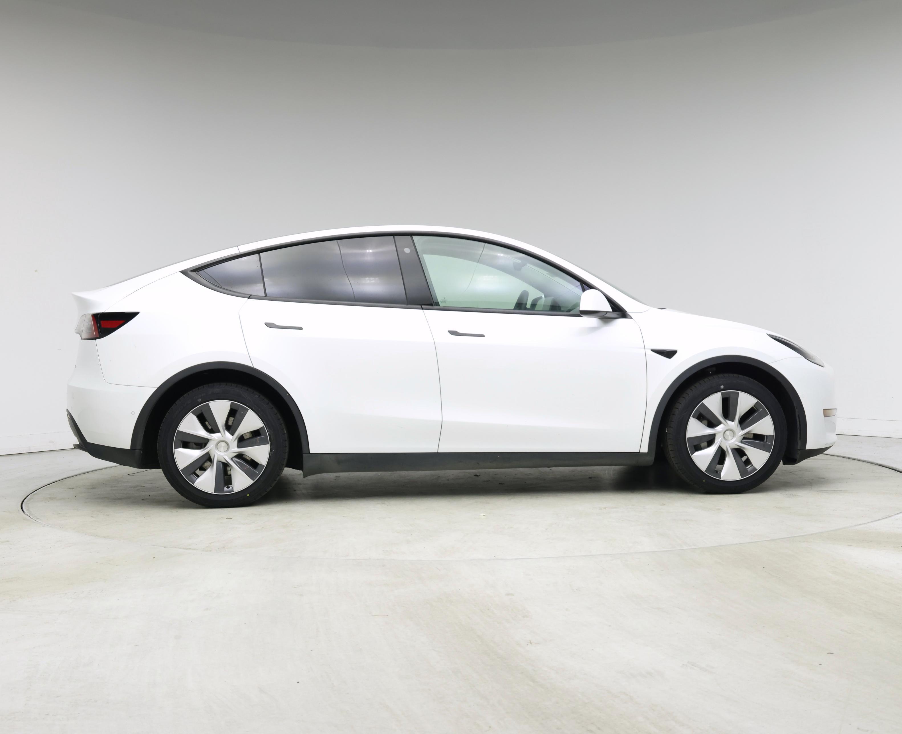 Thumbnail: 2022 Tesla Model Y - 7