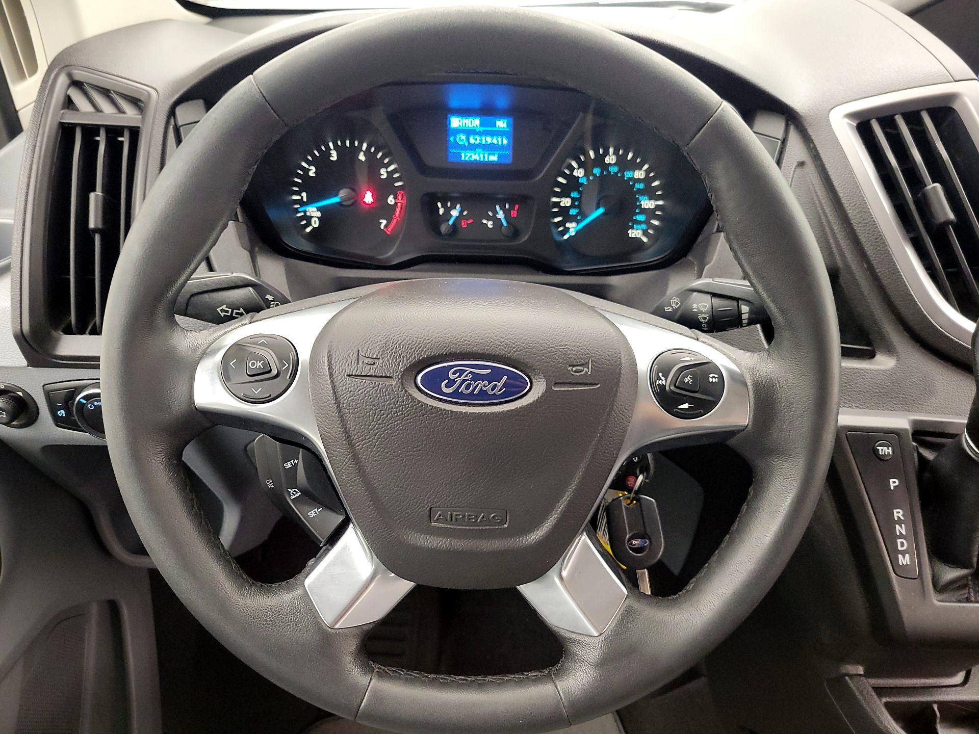 Thumbnail: 2016 Ford Transit Series - 10