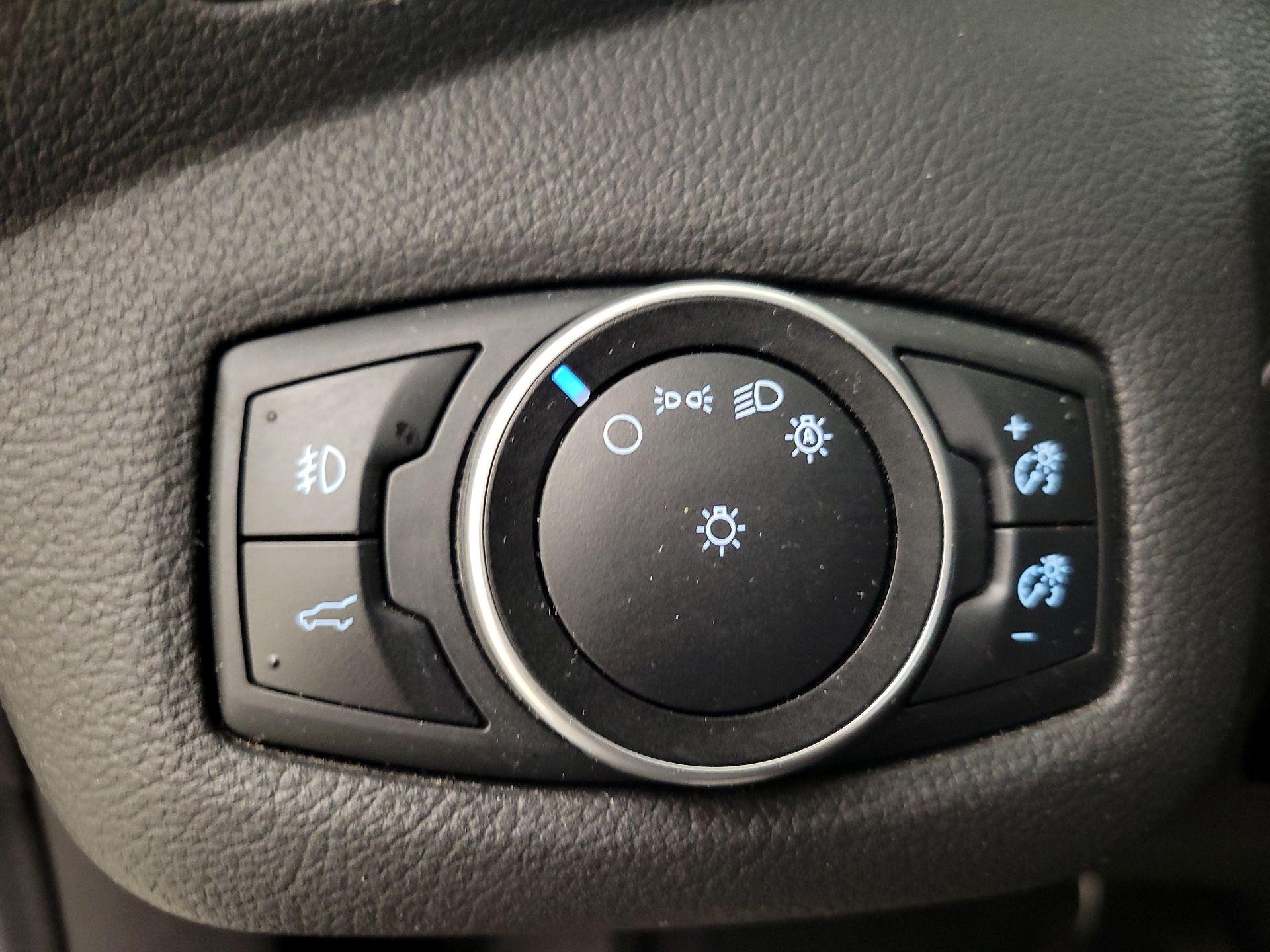 Thumbnail: 2017 Ford Escape - 13