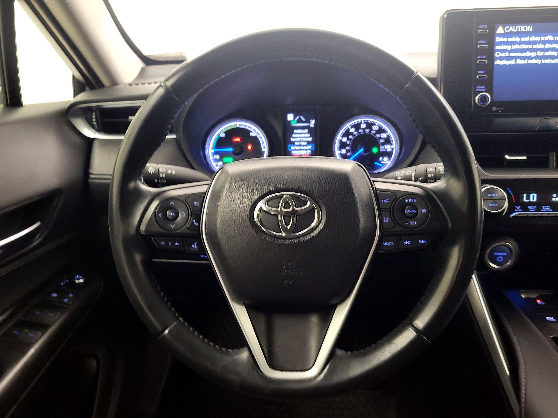 Thumbnail: 2021 Toyota Venza - 10