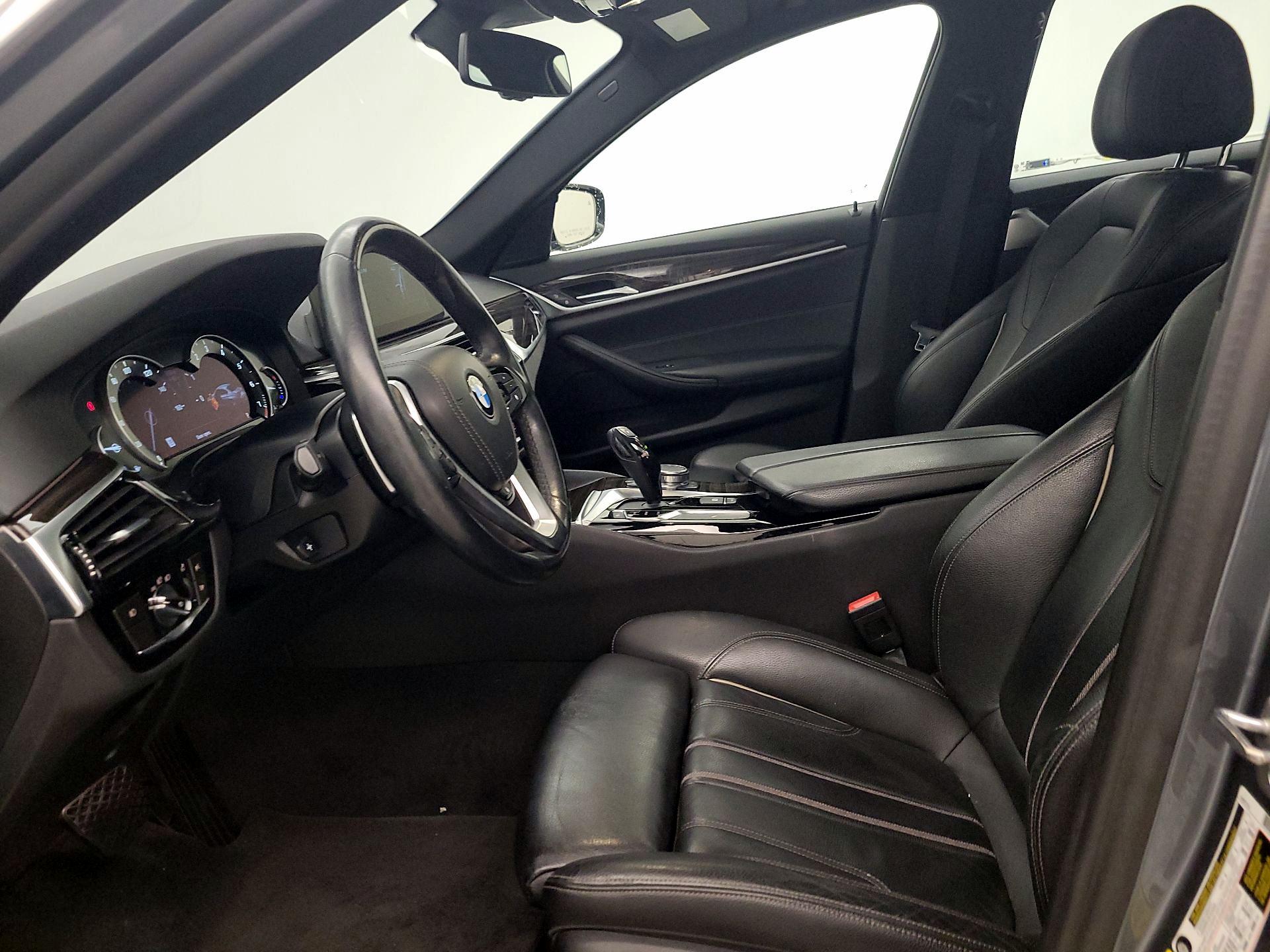 Thumbnail: 2018 BMW 5 Series - 11