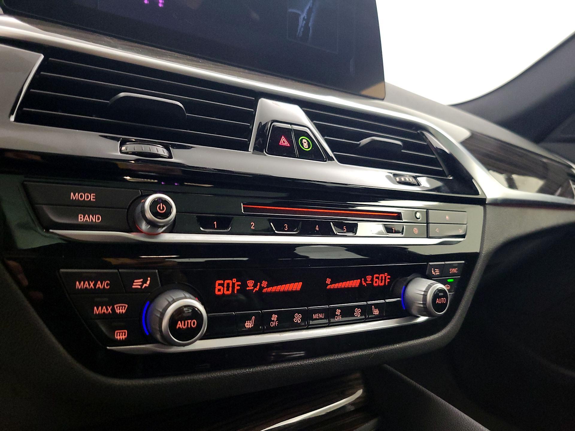 Thumbnail: 2018 BMW 5 Series - 17