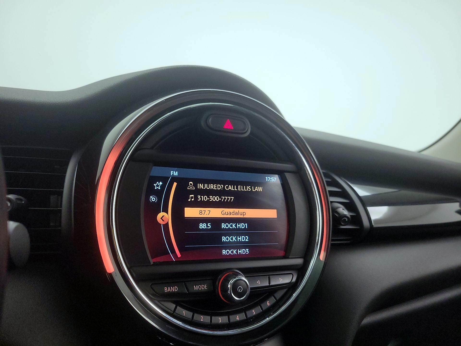 Thumbnail: 2019 MINI Cooper Hardtop - 15