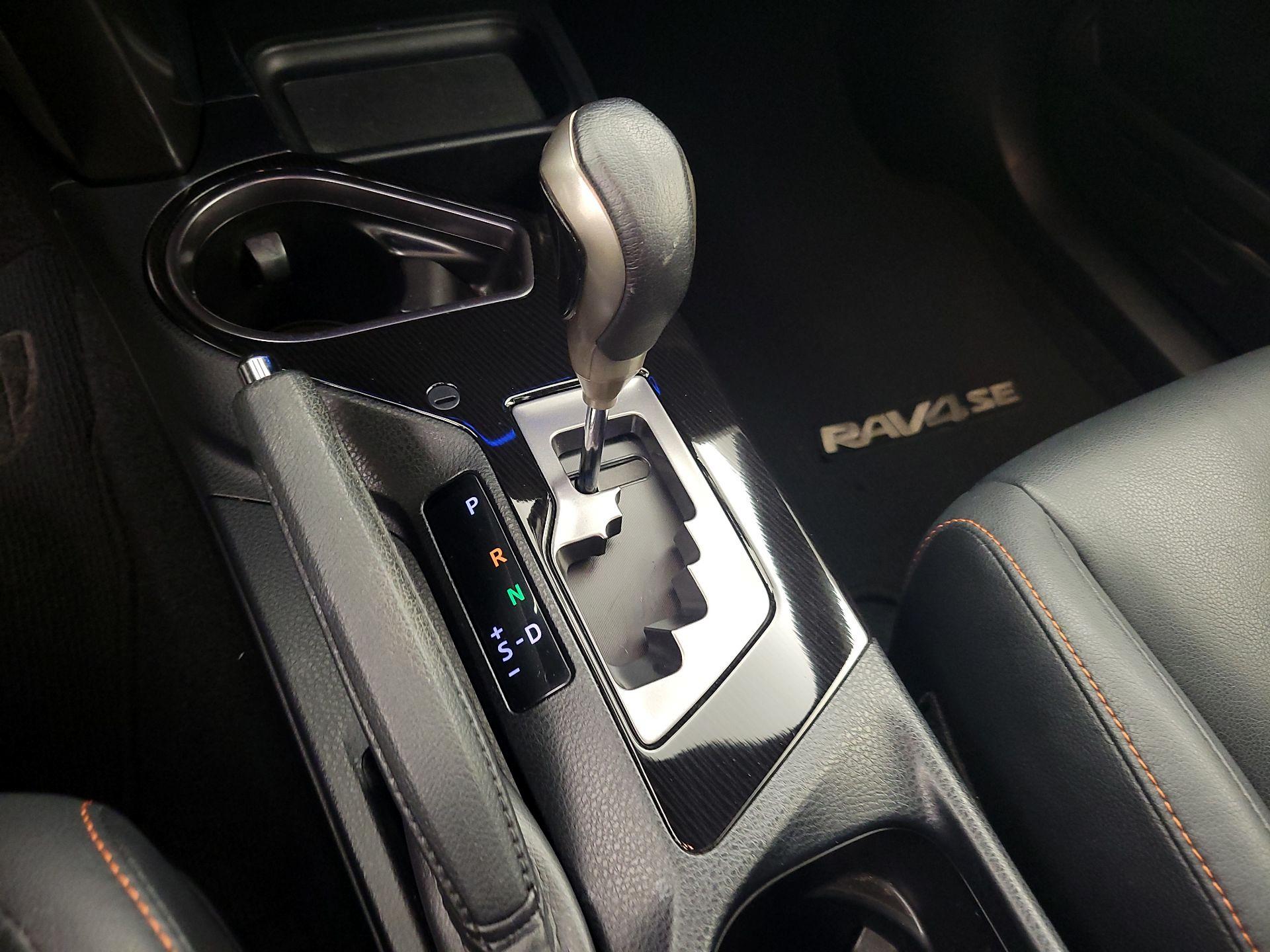 Thumbnail: 2017 Toyota RAV4 - 17