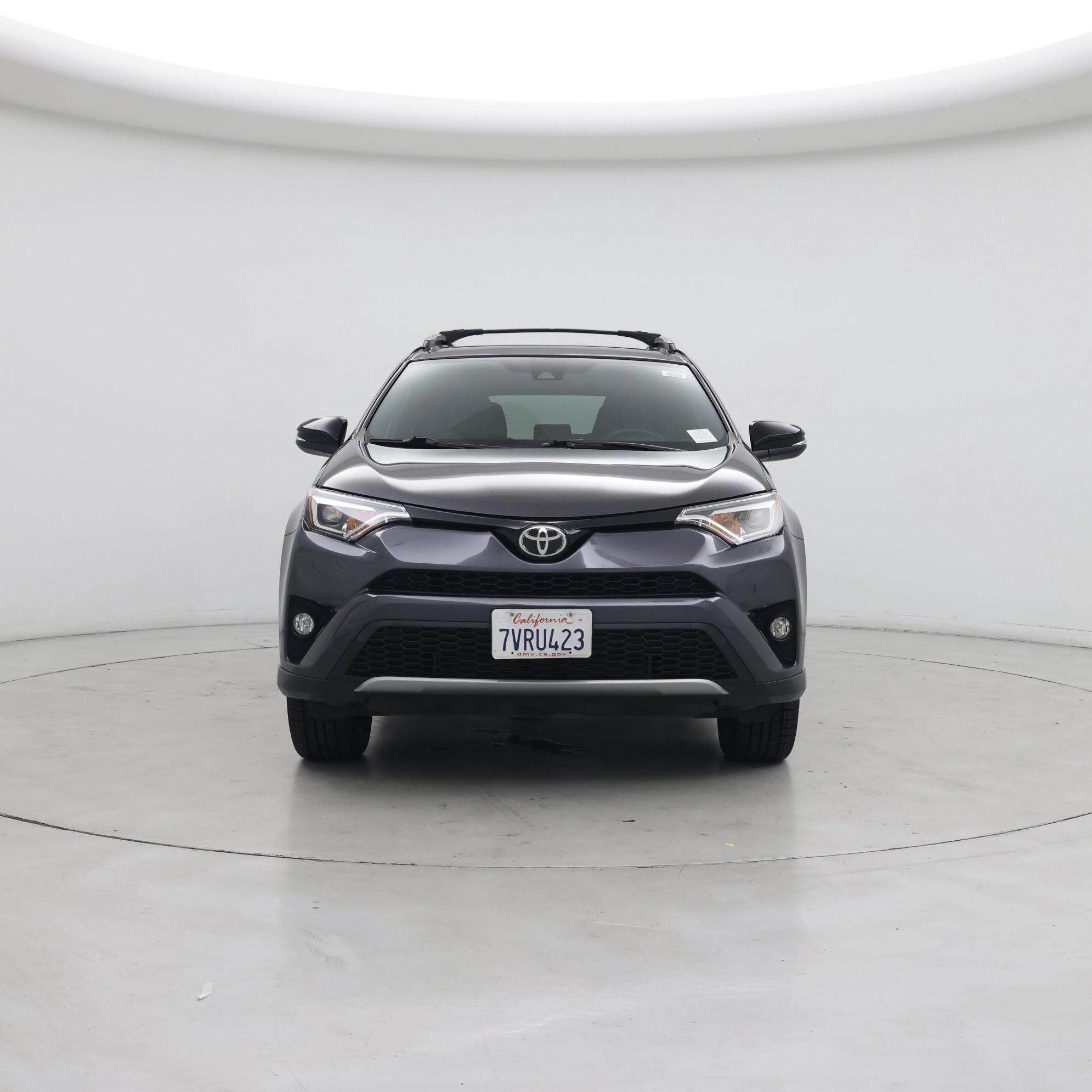 Thumbnail: 2017 Toyota RAV4 - 5