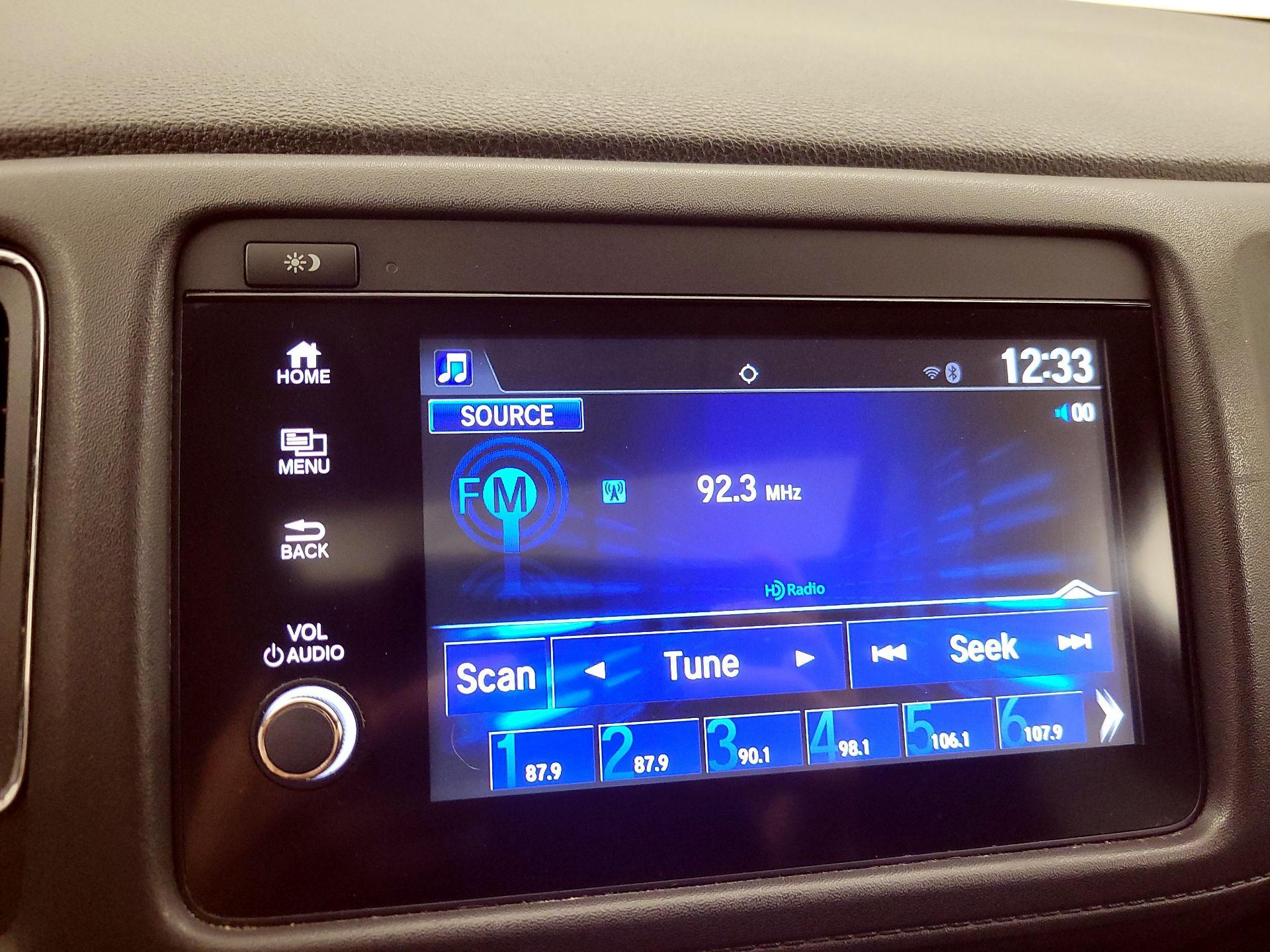 Thumbnail: 2019 Honda HR-V - 15