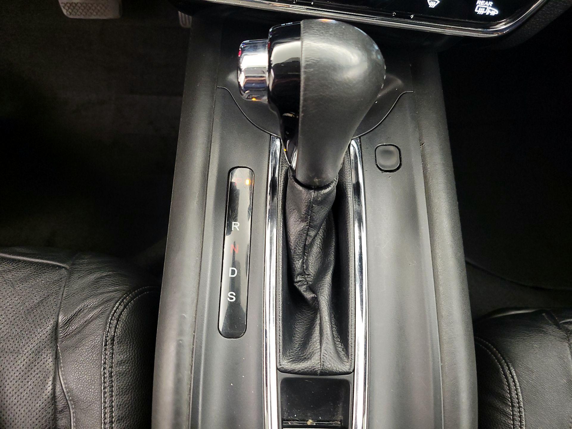 Thumbnail: 2019 Honda HR-V - 17