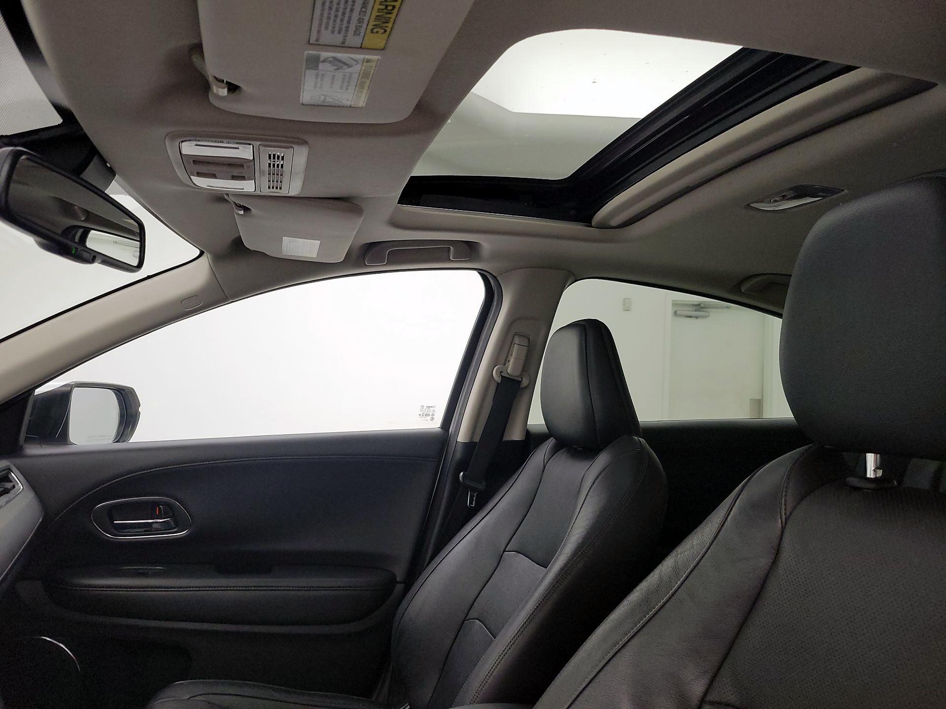 Thumbnail: 2019 Honda HR-V - 19