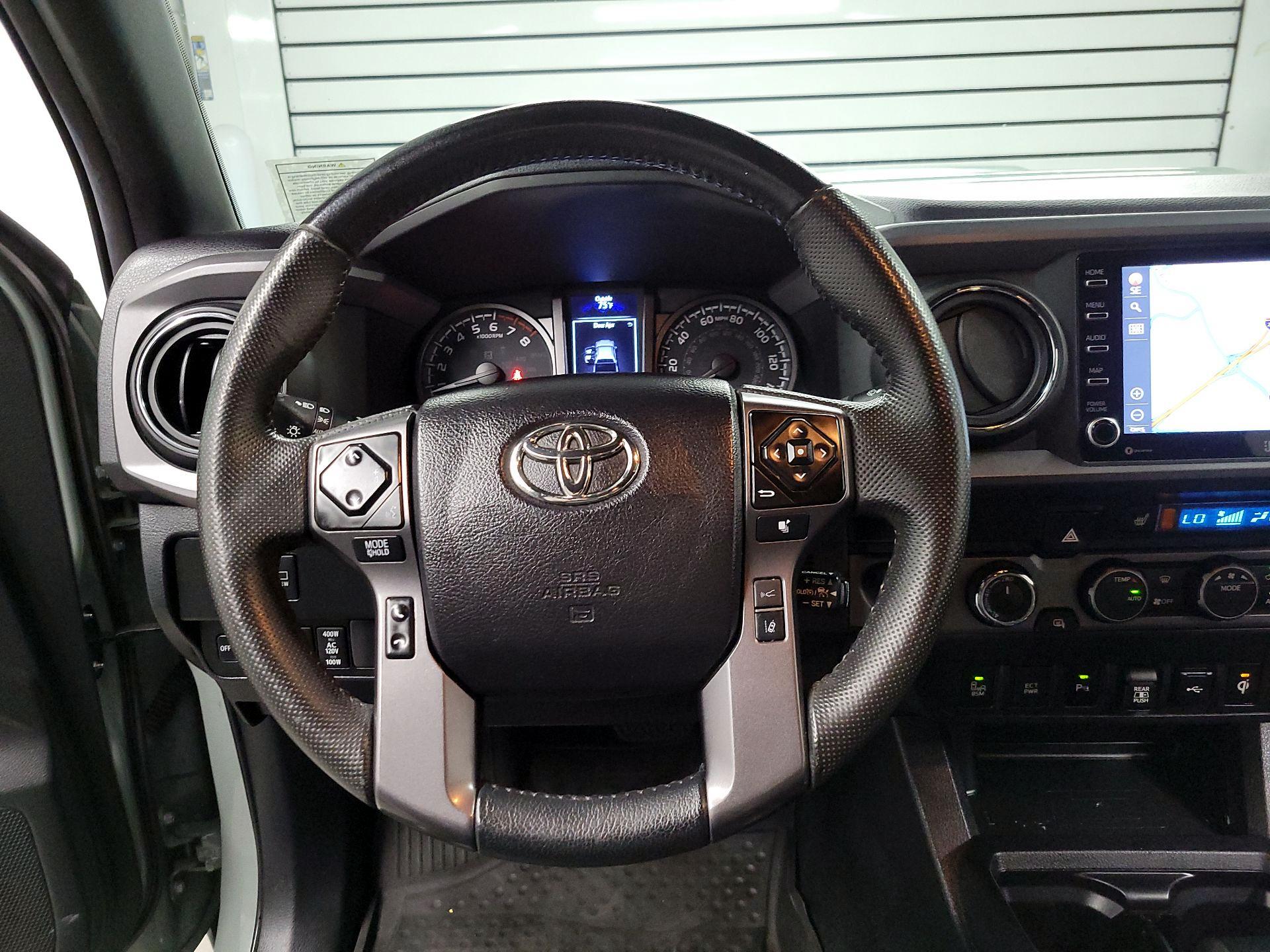 Thumbnail: 2022 Toyota Tacoma - 10