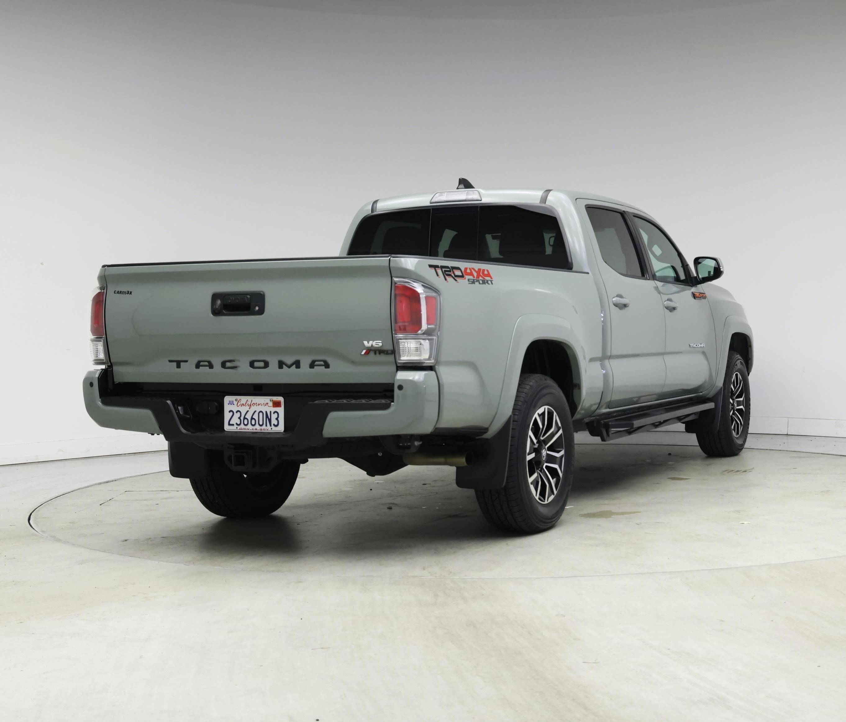 Thumbnail: 2022 Toyota Tacoma - 8