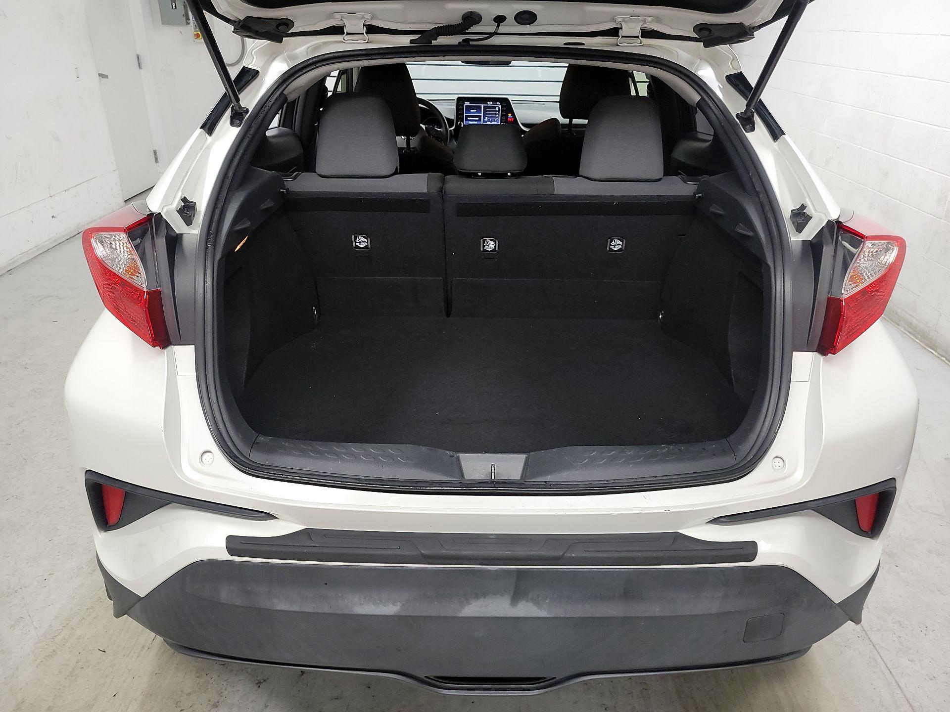 Thumbnail: 2020 Toyota C-HR - 19