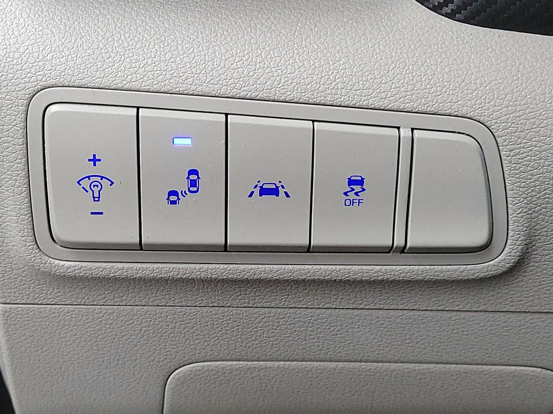 Thumbnail: 2020 Hyundai Tucson - 13