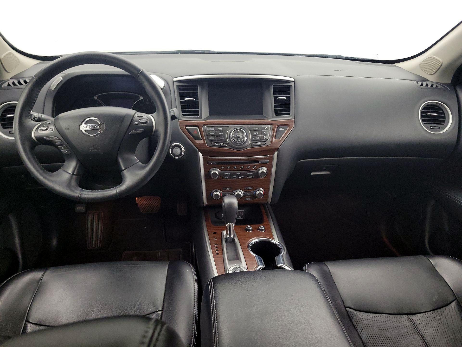 Thumbnail: 2020 Nissan Pathfinder - 9