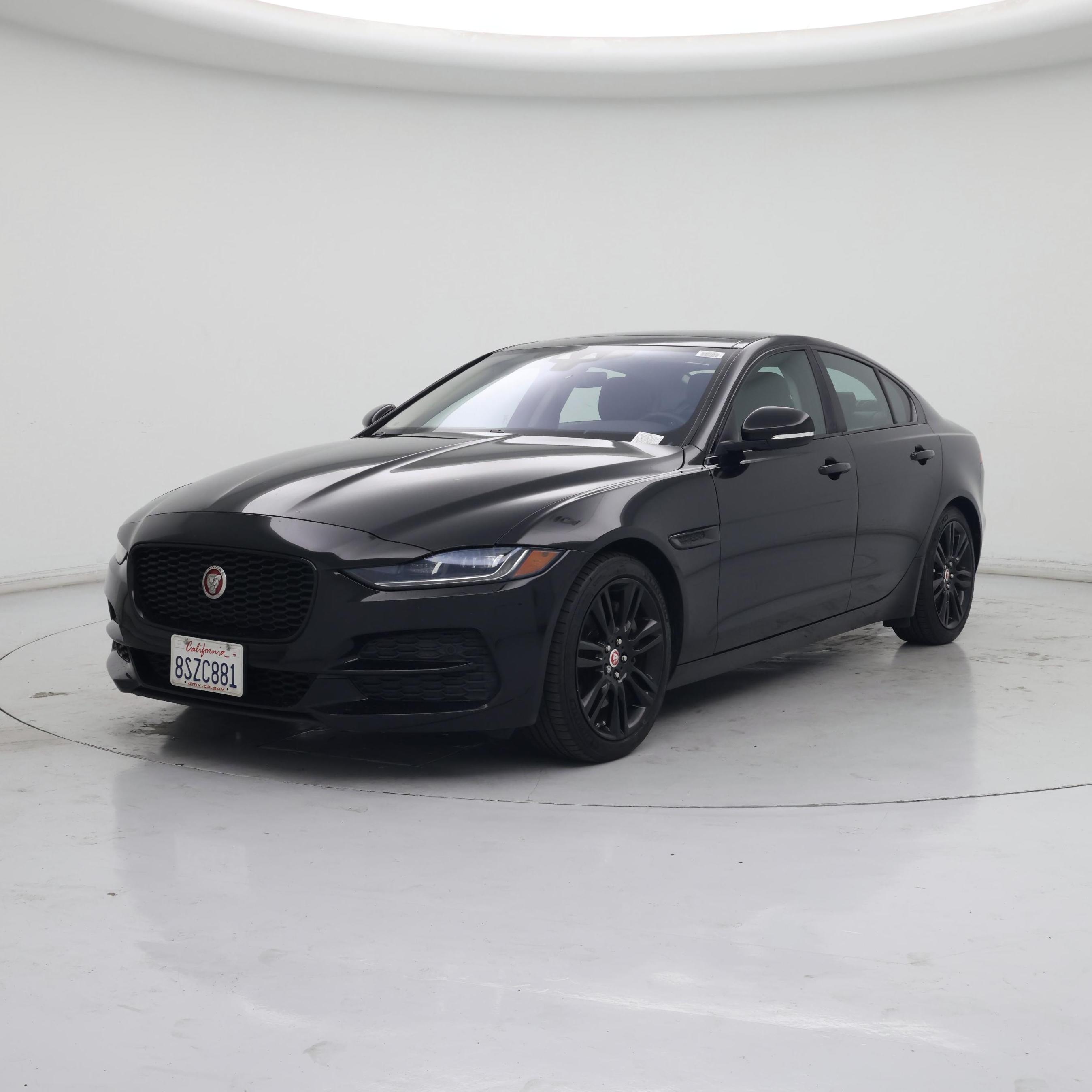 Thumbnail: 2020 Jaguar XE - 4