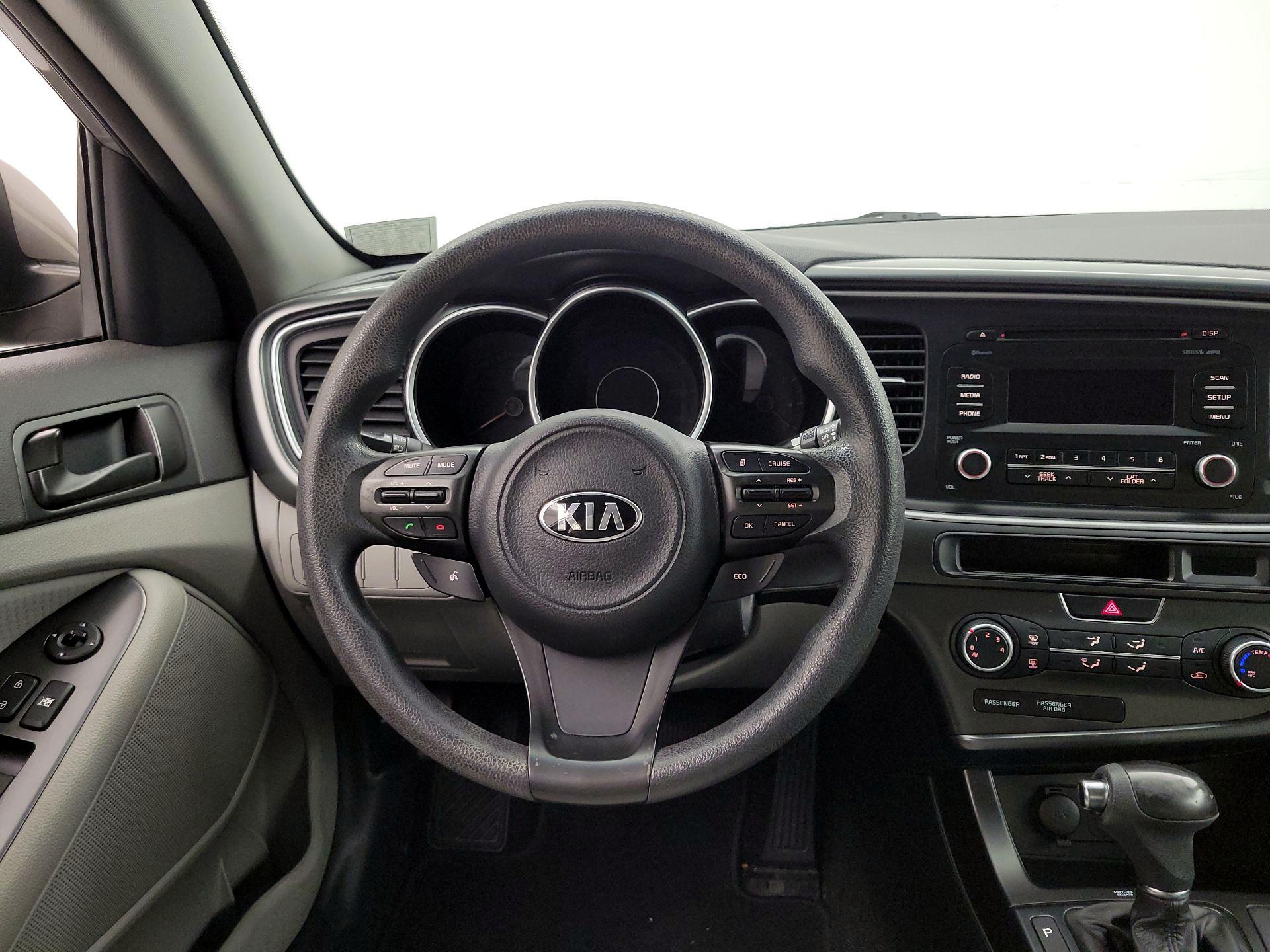 Thumbnail: 2015 Kia Optima - 10