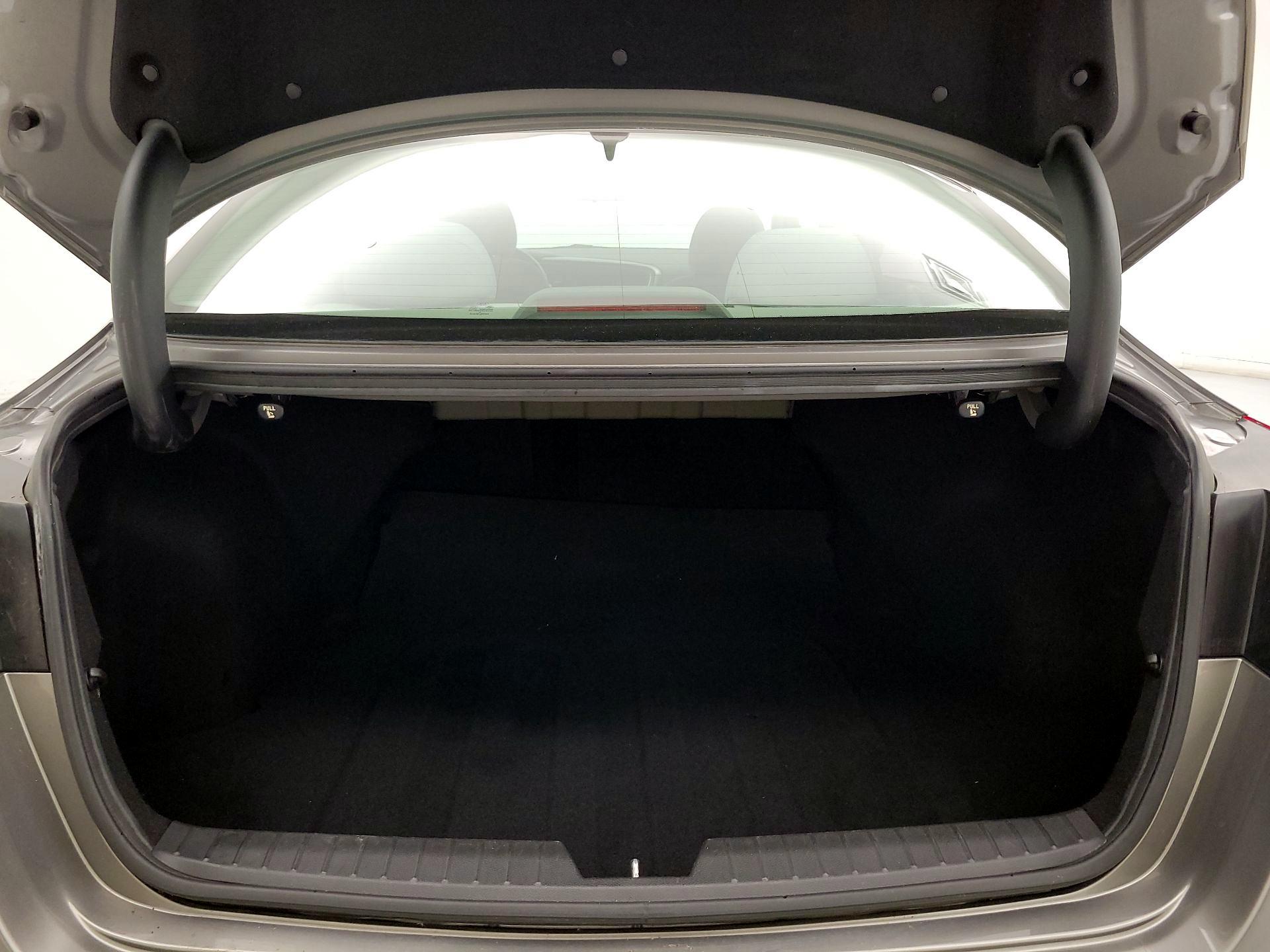 Thumbnail: 2015 Kia Optima - 19