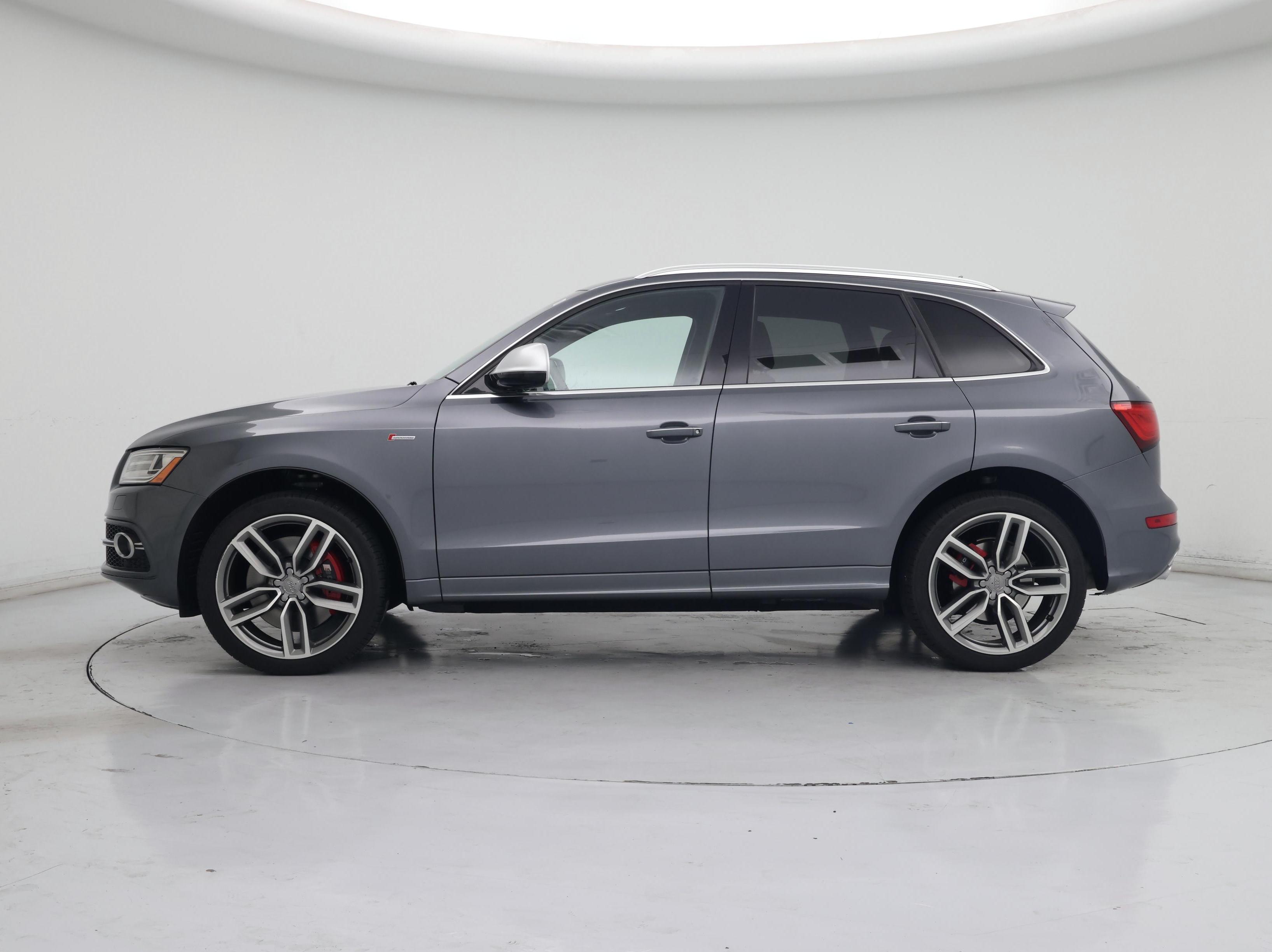 Thumbnail: 2016 Audi SQ5 - 3