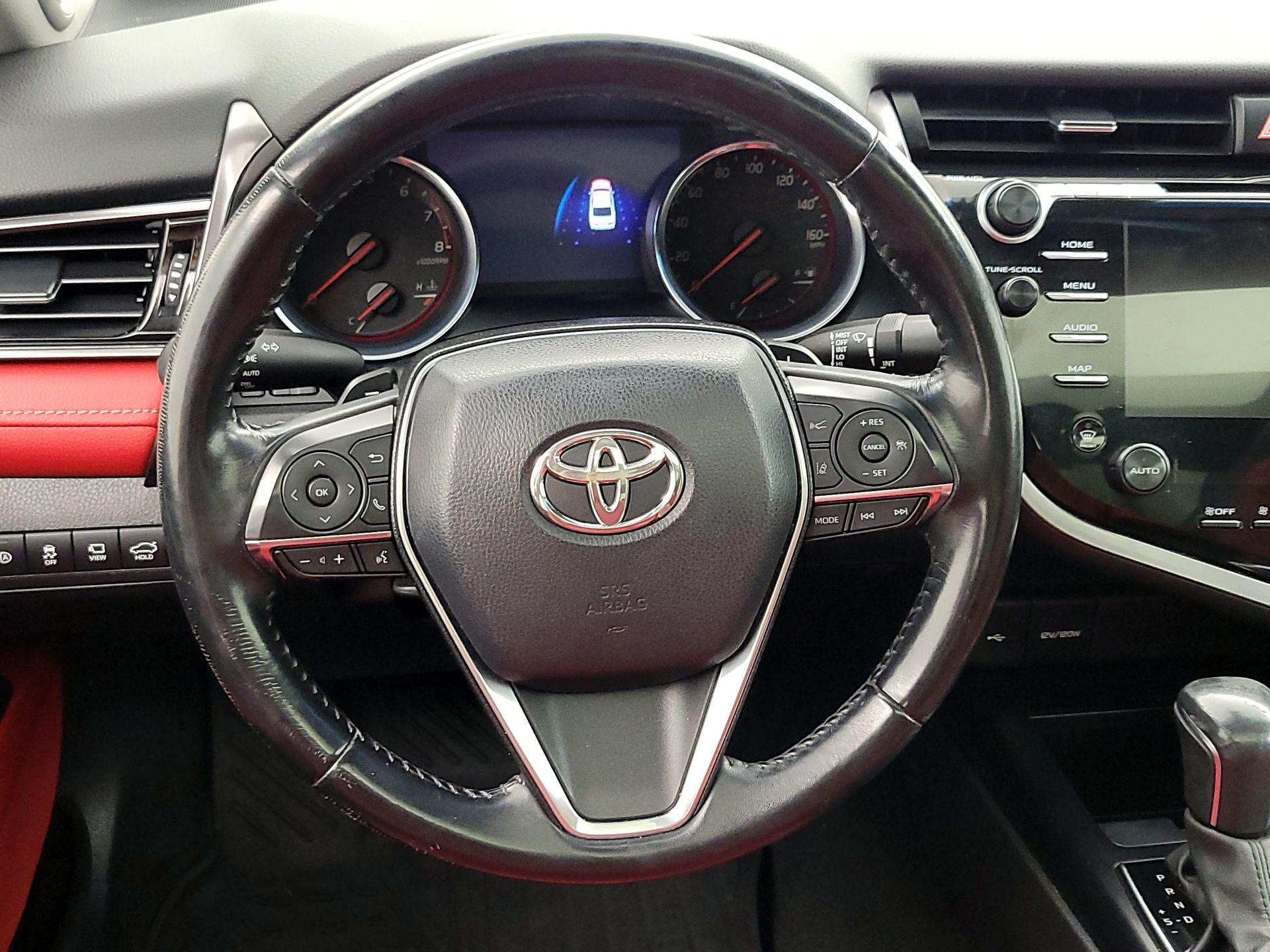 Thumbnail: 2020 Toyota Camry - 10