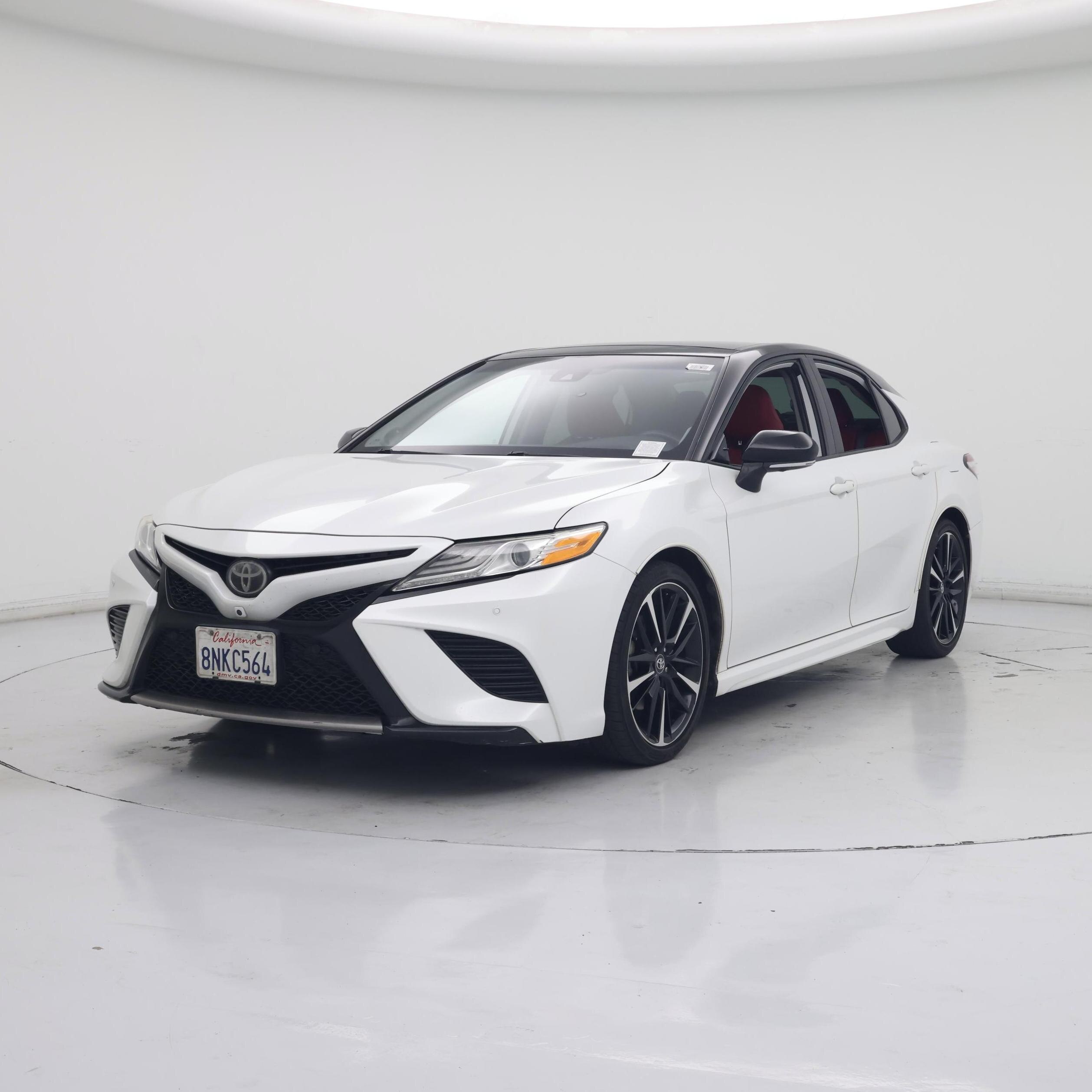 Thumbnail: 2020 Toyota Camry - 4