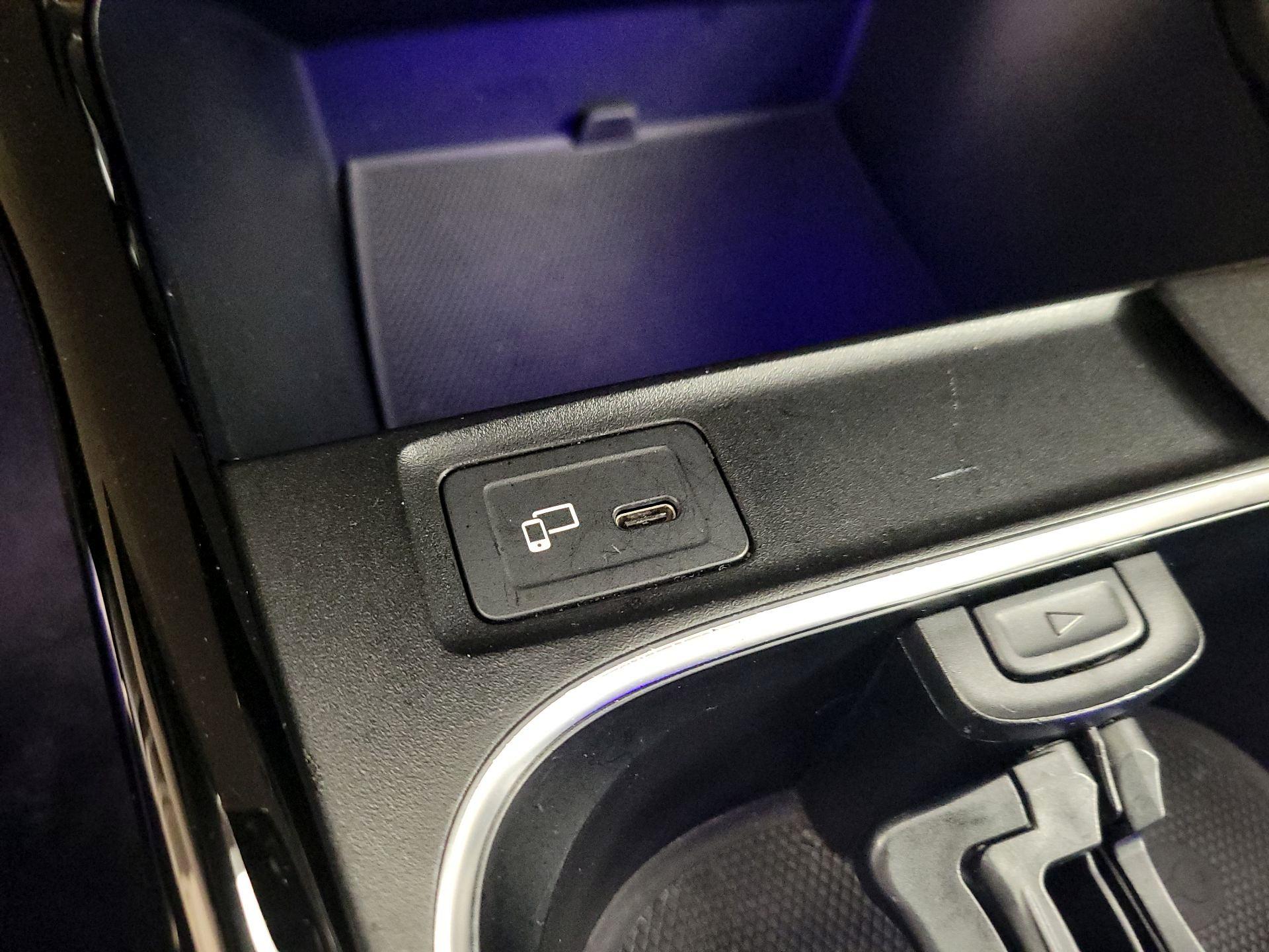 Thumbnail: 2020 Mercedes-Benz CLA - 18