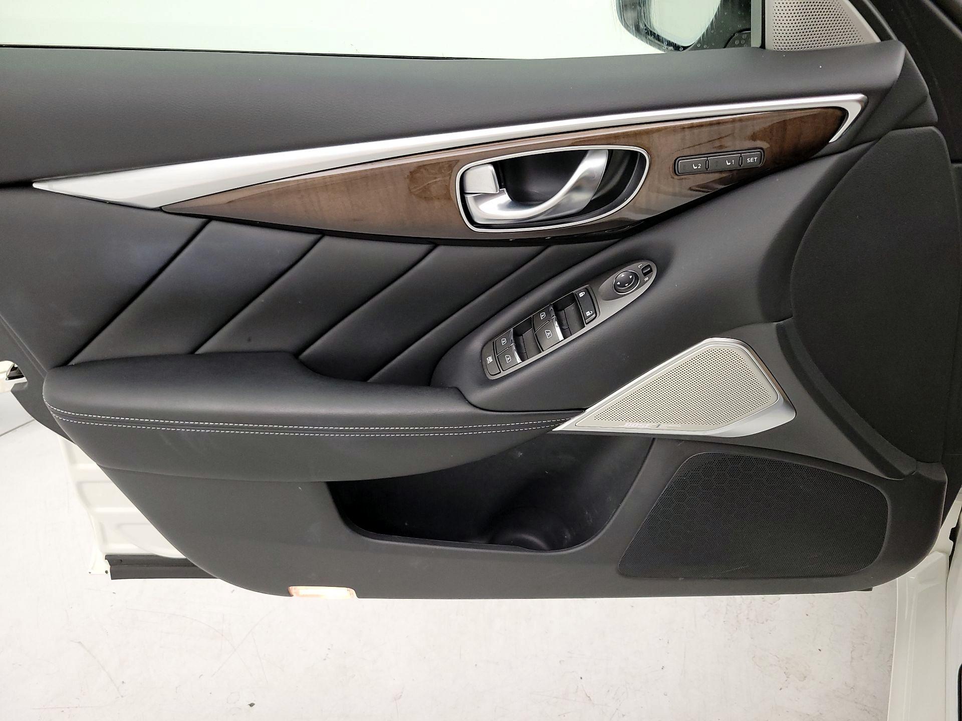 Thumbnail: 2018 INFINITI Q50 - 12