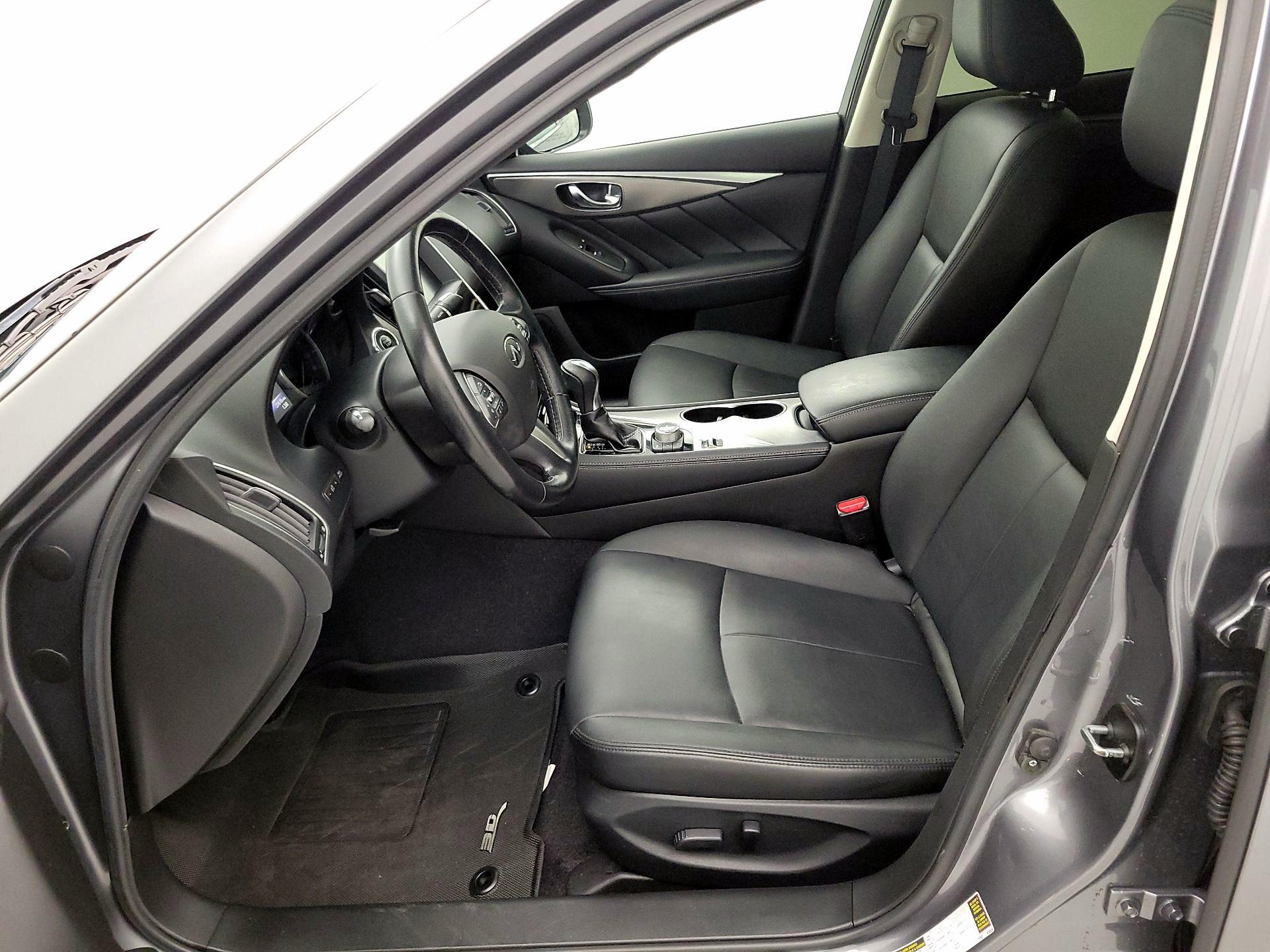 Thumbnail: 2017 INFINITI Q50 - 11