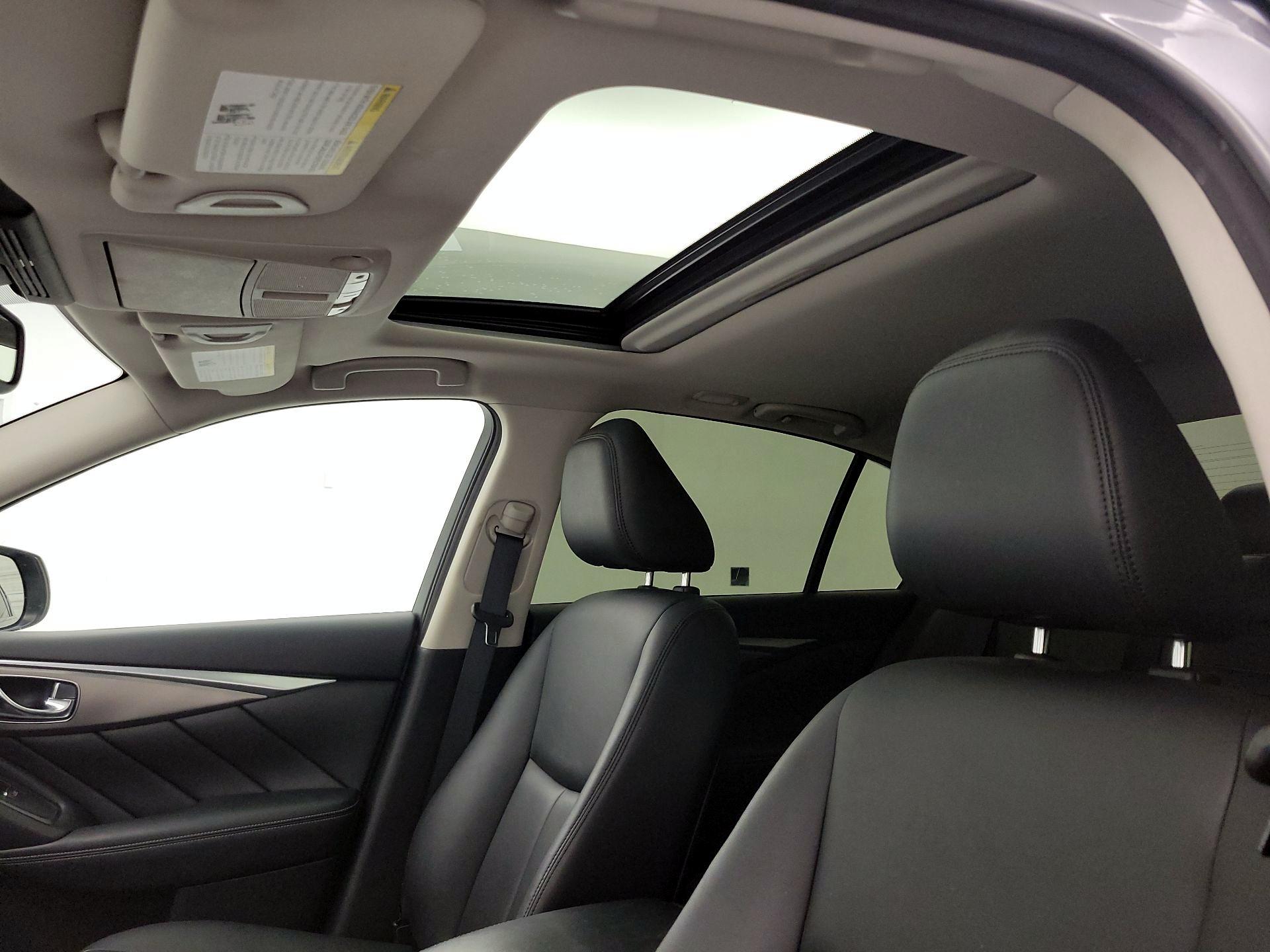 Thumbnail: 2017 INFINITI Q50 - 17