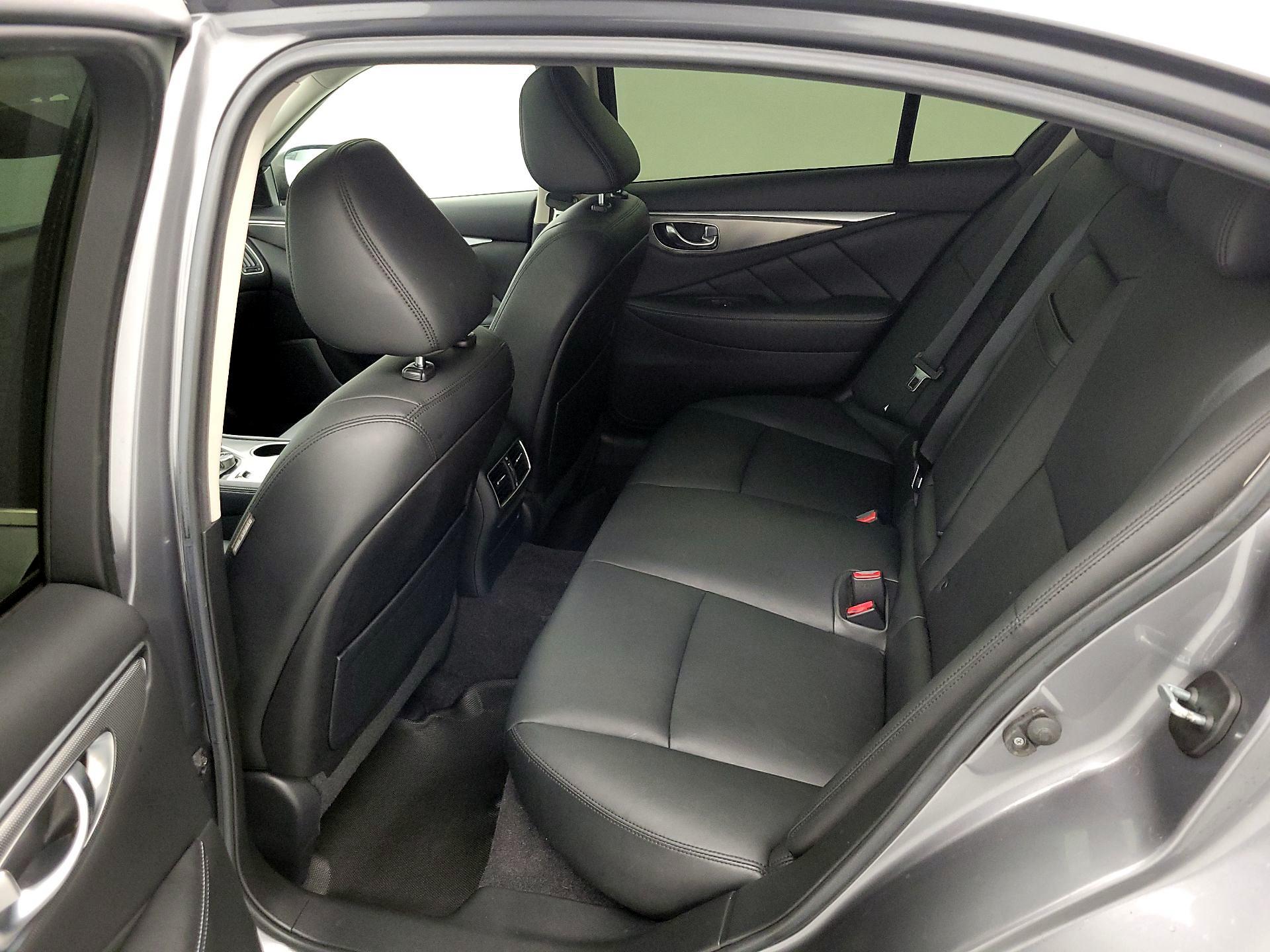 Thumbnail: 2017 INFINITI Q50 - 18