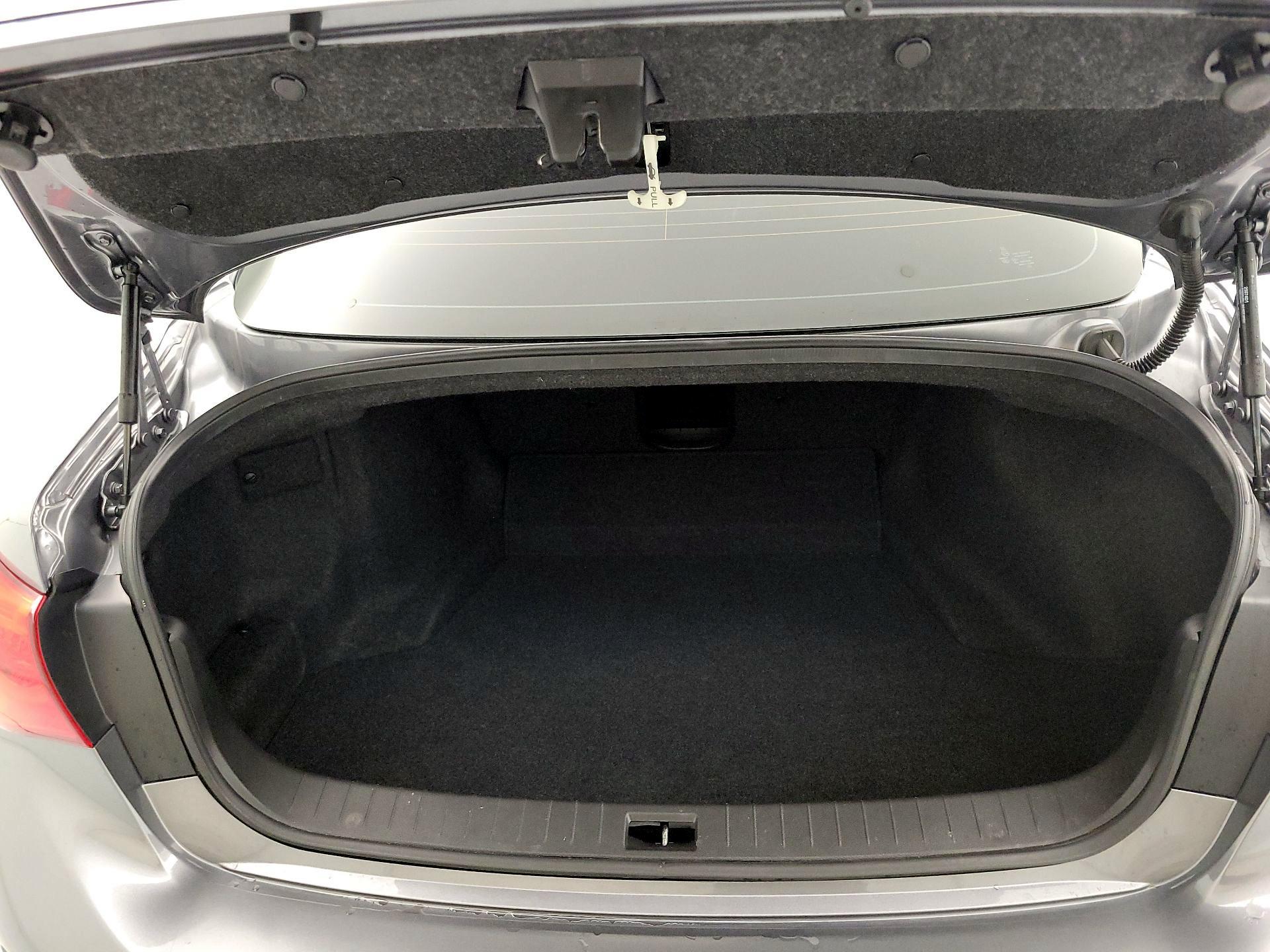 Thumbnail: 2017 INFINITI Q50 - 19