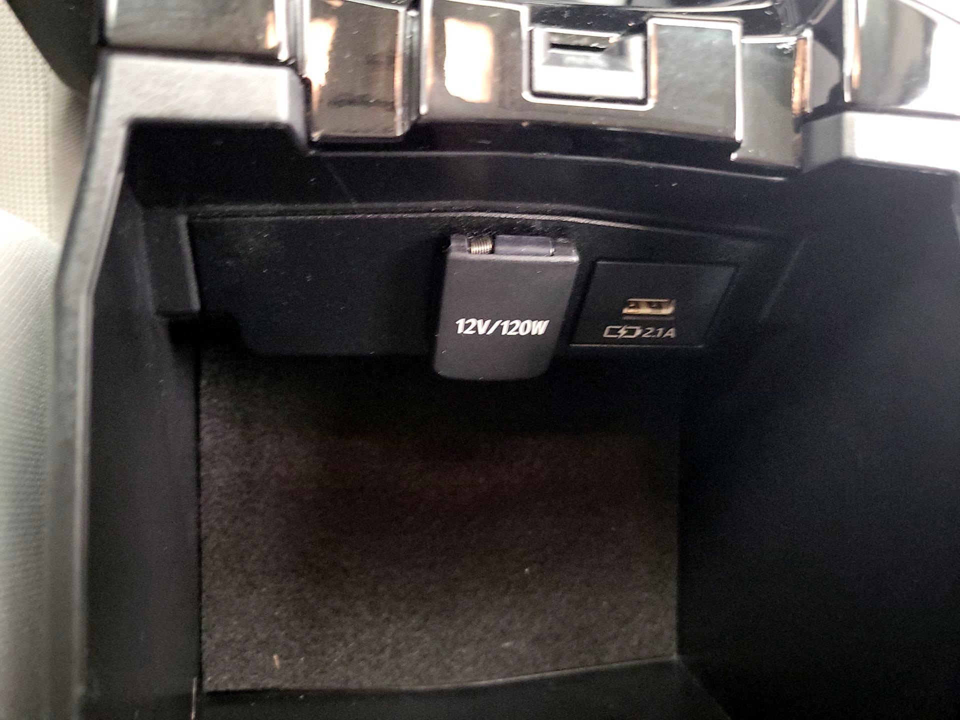 Thumbnail: 2020 Toyota Corolla - 18