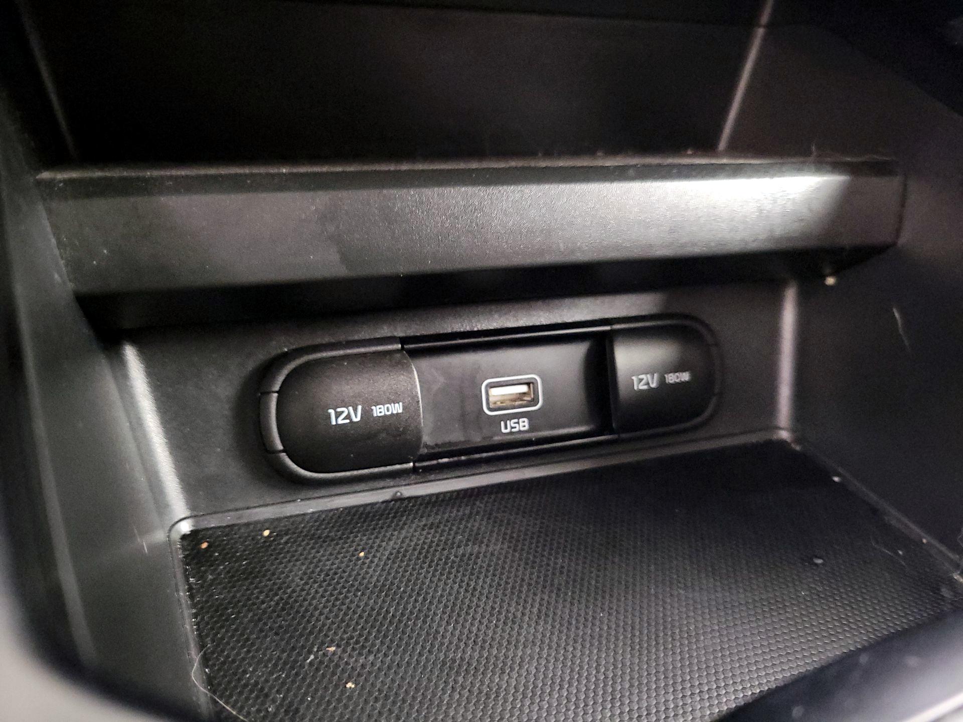 Thumbnail: 2020 Kia Soul - 18